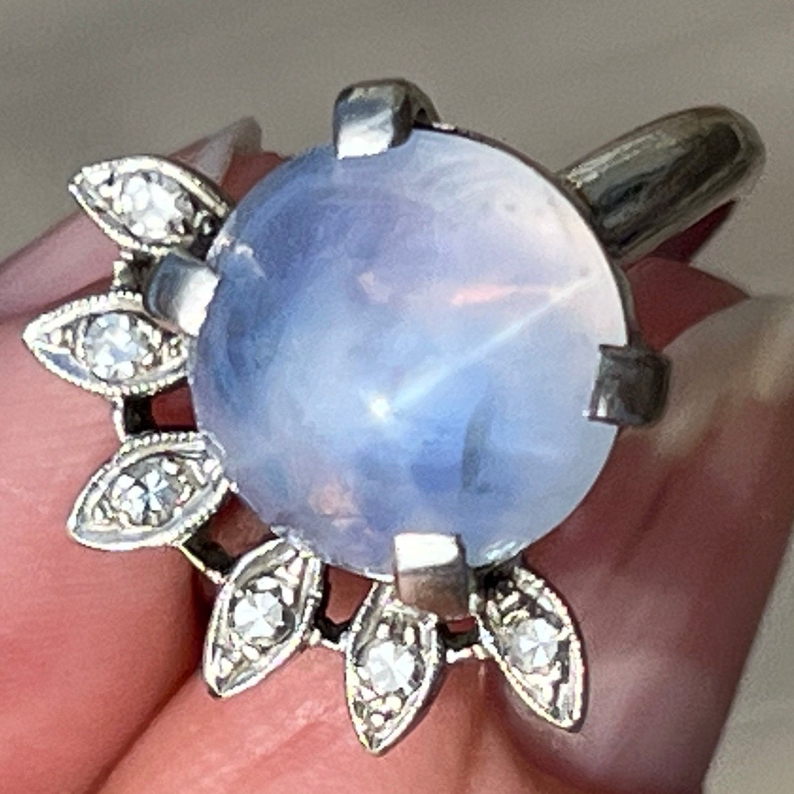 14k White Gold 8 Ct Lavender Gray Star Sapphire Ring w Diamond Halo *Video*