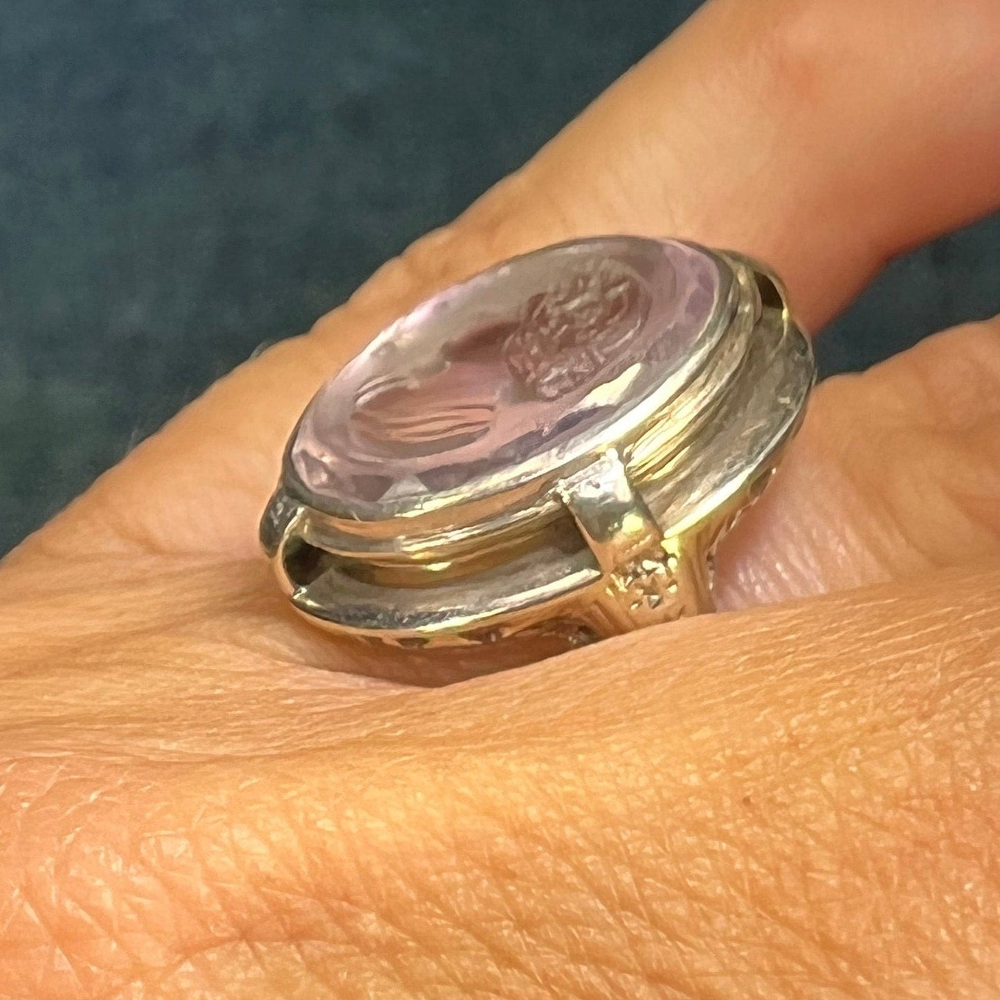 14k White Gold Lavender Amethyst Cameo Ring. Antique