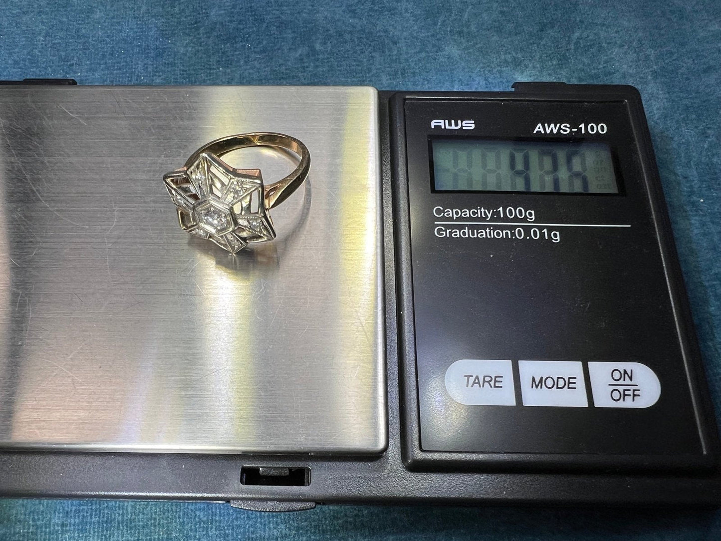 14k White Gold Rose-Cut Diamond Shield Ring. Art Deco