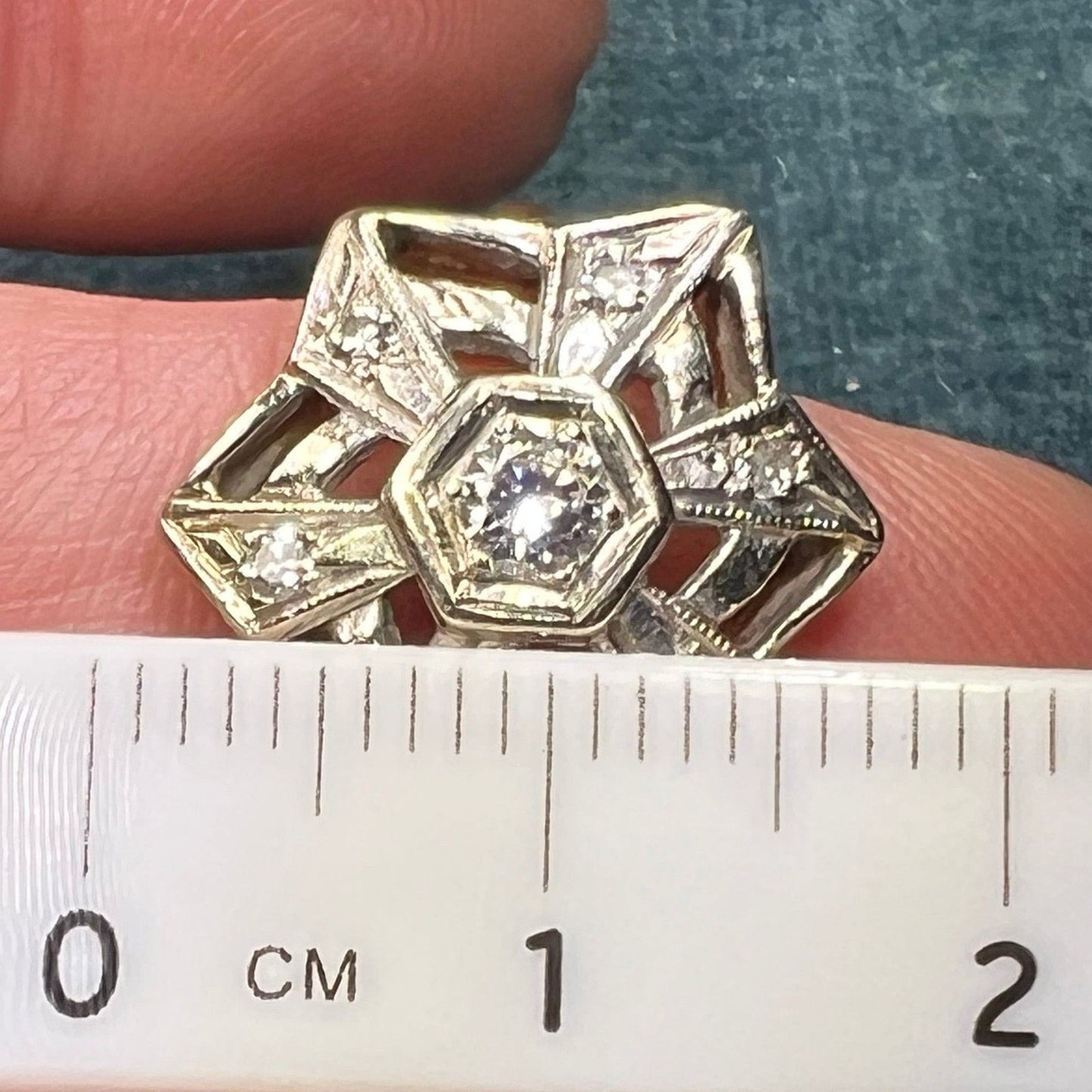 14k White Gold Rose-Cut Diamond Shield Ring. Art Deco