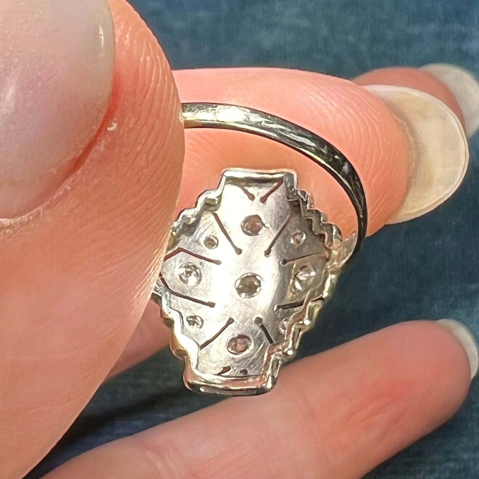 14k White Gold Rose-Cut Diamond Stepped Shield Ring. Art Deco