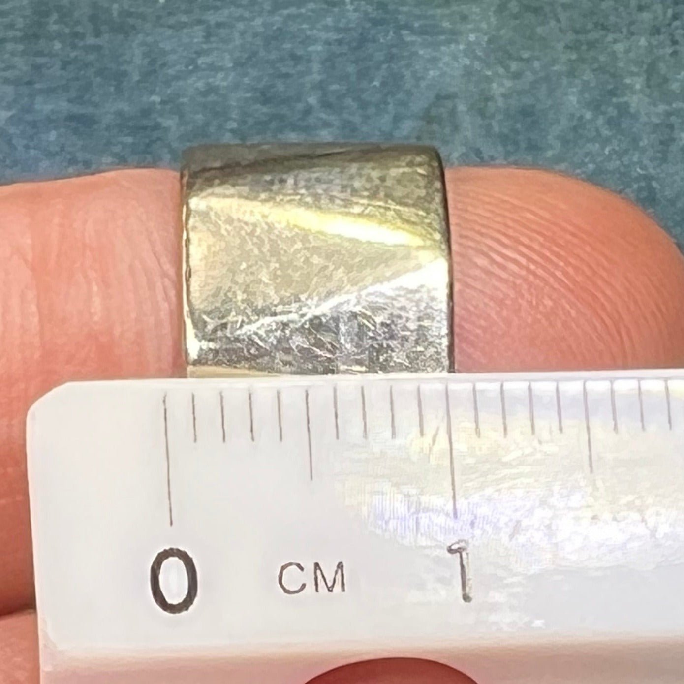 14k White Gold Zig Zag Wide Cigar Band Ring. 10mm + 7g