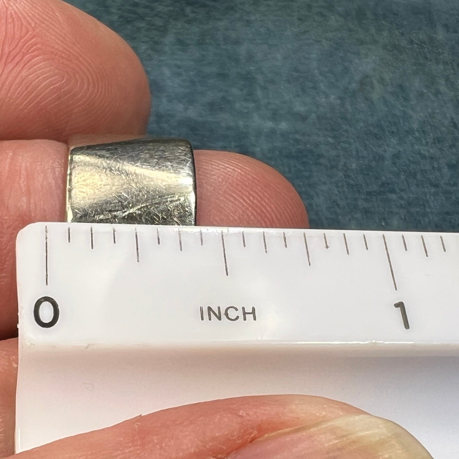 14k White Gold Zig Zag Wide Cigar Band Ring. 10mm + 7g
