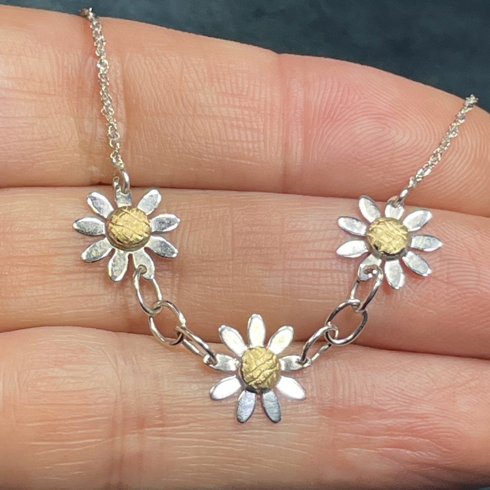 14k White Yellow Gold DAISY CHAIN Necklace. 3 Sunflowers Sea Green Mermaid