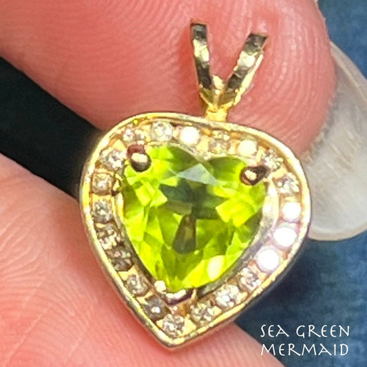 14k Yellow Gold 2 Ct Natural PERIDOT Heart Pendant w Diamonds