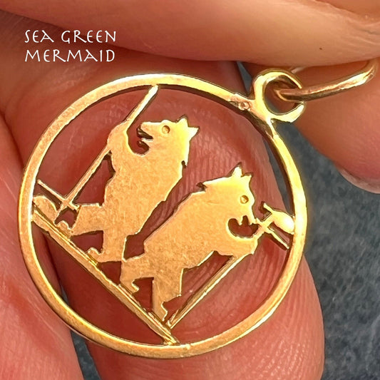 14k Yellow Gold 2 Hiking Bears Cut-Out Circle Pendant