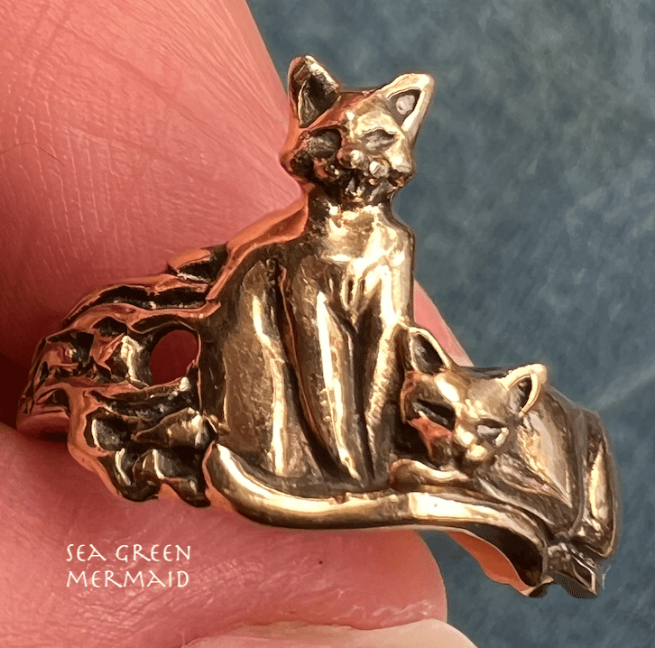14k Yellow Gold 2 Siamese Cats Ring. OOAK