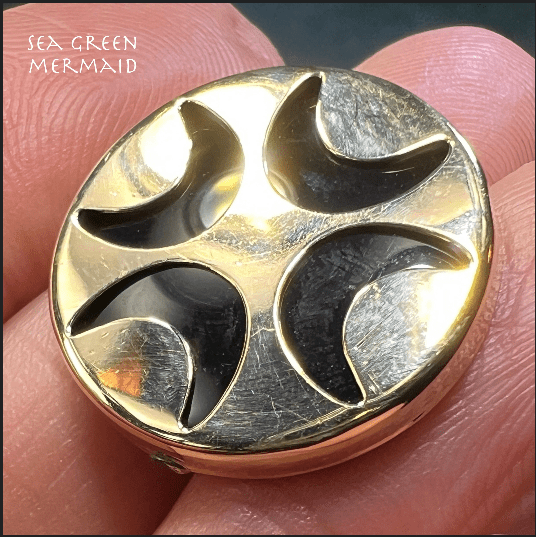 14k Yellow Gold 4 Crescent Moons Lunar Onyx Pendant - B