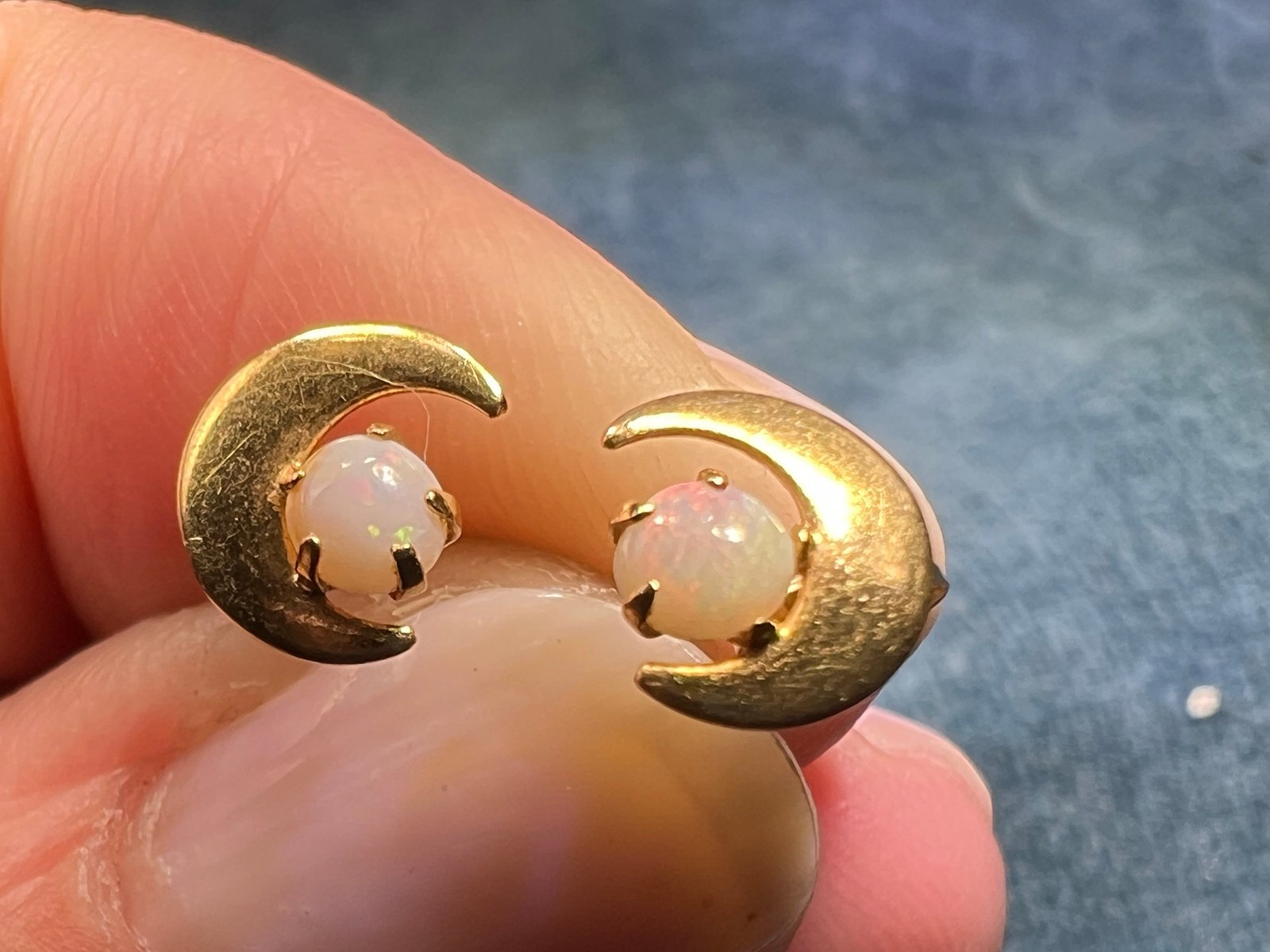 14k Yellow Gold Australian Opal Earrings w Crescent Moons. TINY! *Video*