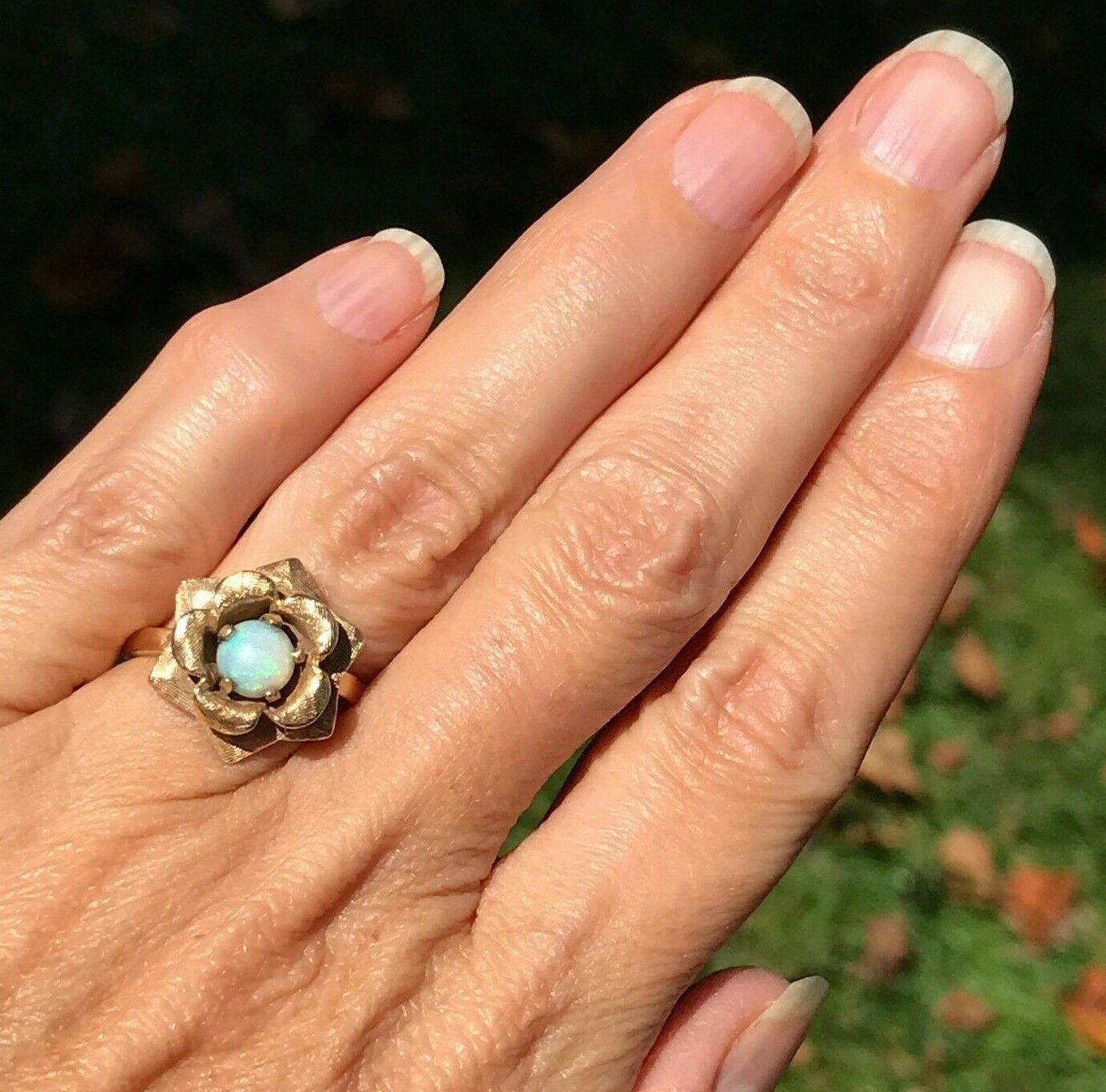 14k Yellow Gold Australian Opal FLOWER Ring. 3 D VIDEO Sea Green Mermaid