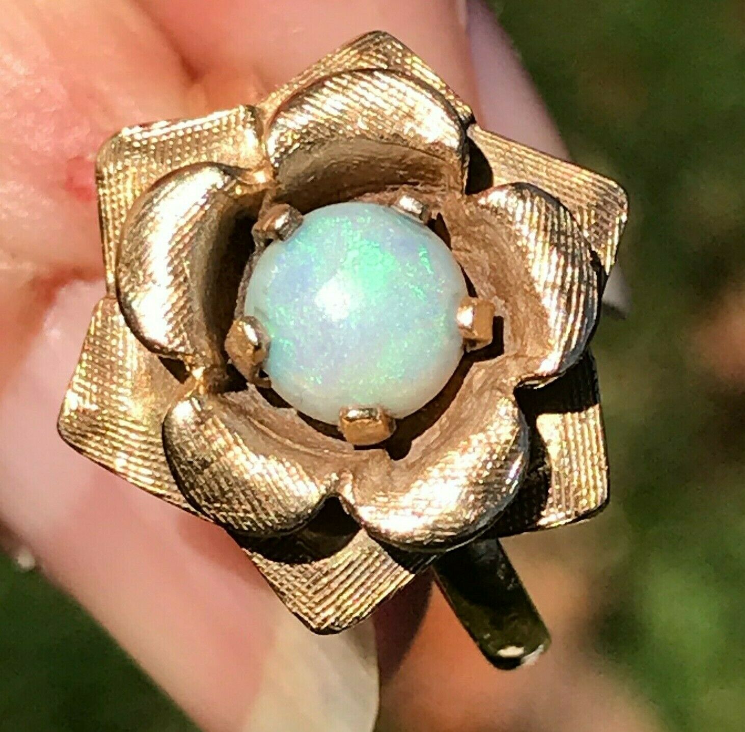 14k Yellow Gold Australian Opal FLOWER Ring. 3 D VIDEO Sea Green Mermaid