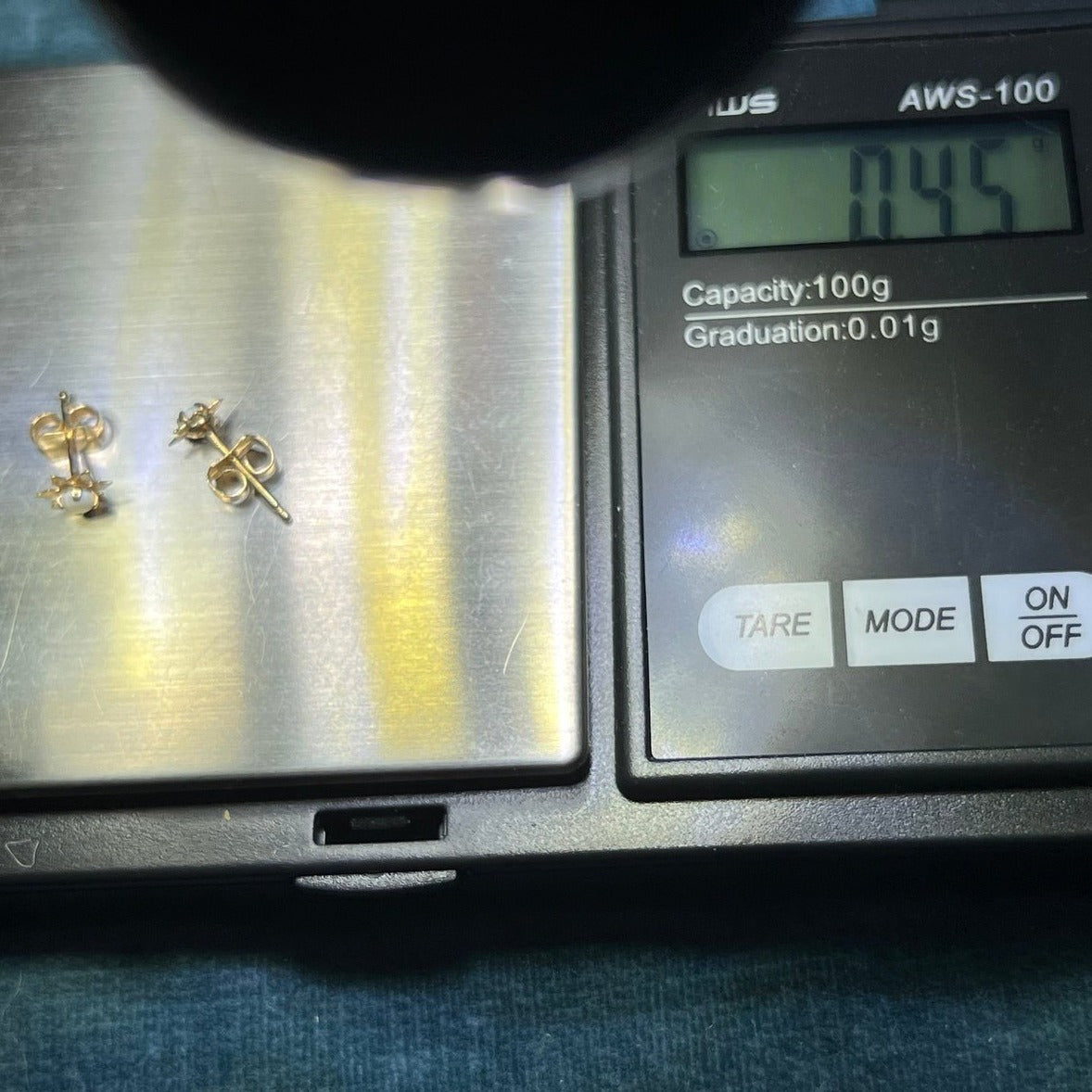 14k Yellow Gold Australian Opal Flower Daisy Earrings. TINY! *Video*