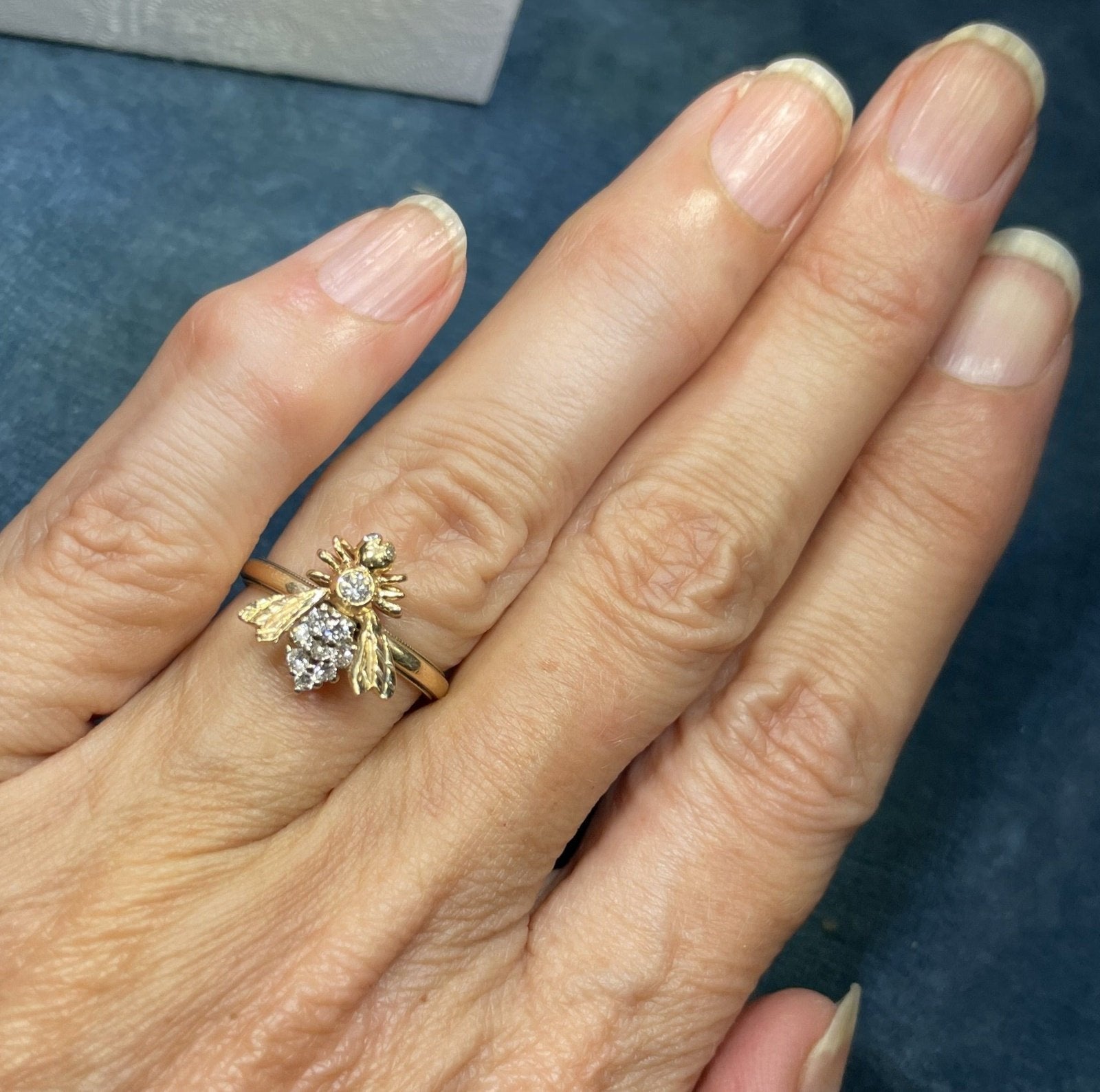 14k Yellow Gold BUMBLE BEE Ring. Invisible Bezel Set Diamonds Sea Green Mermaid