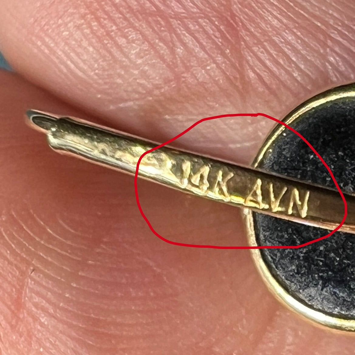 14k Yellow Gold Black Onyx Cabochon Leverback Earrings