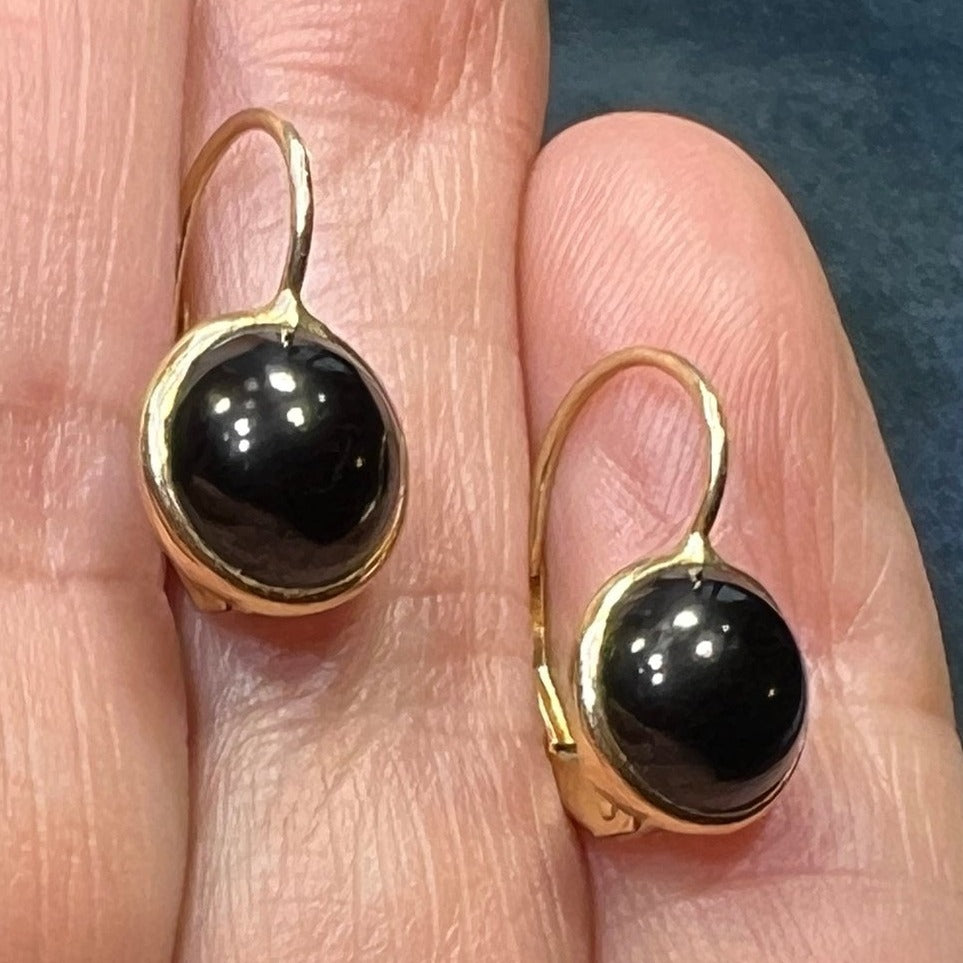14k Yellow Gold Black Onyx Cabochon Leverback Earrings