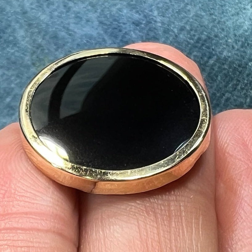 14k Yellow Gold Black Onyx Circle Full Moon Pendant