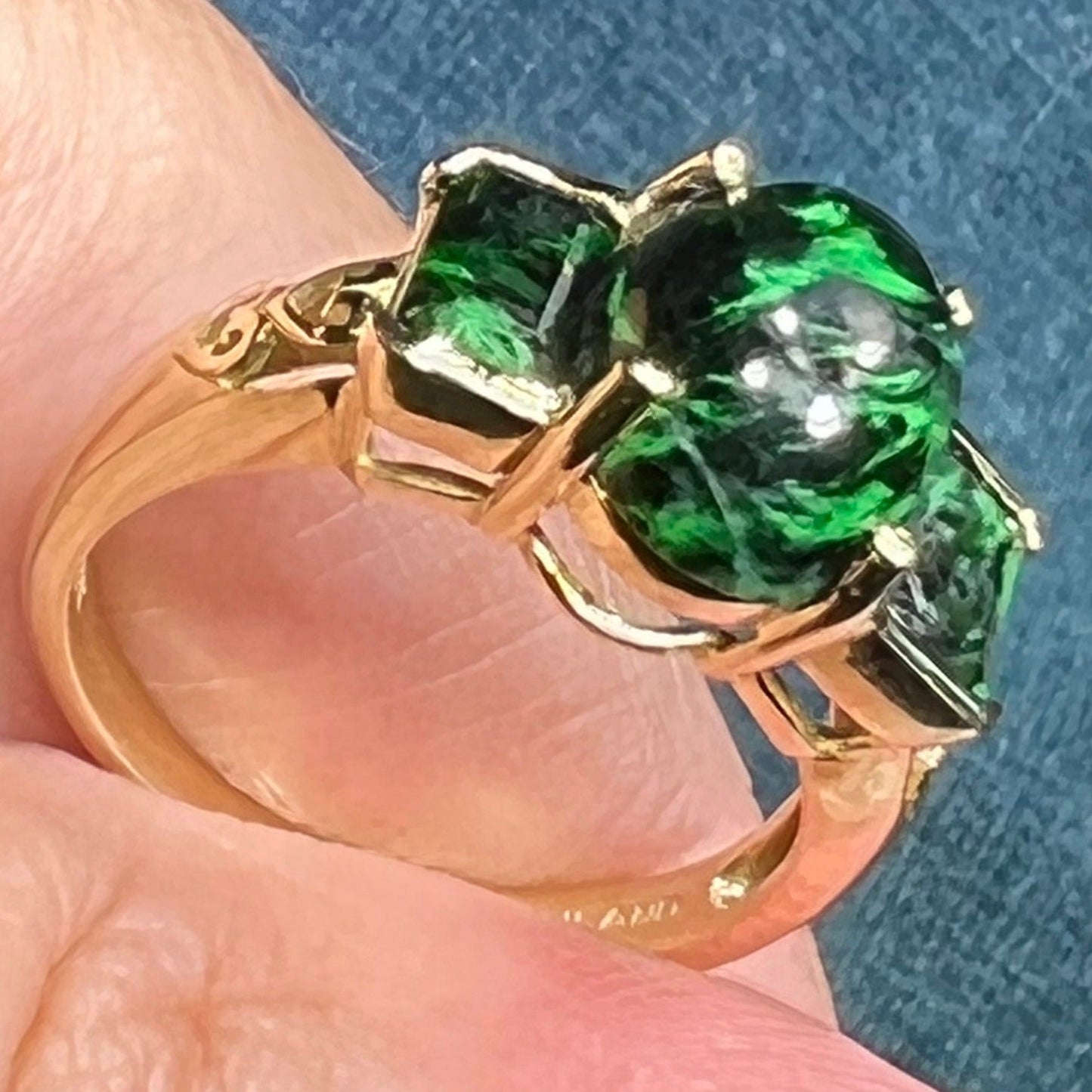 14k Yellow Gold Burmese "Maw Sit Sit" Jade Ring. *Rare*