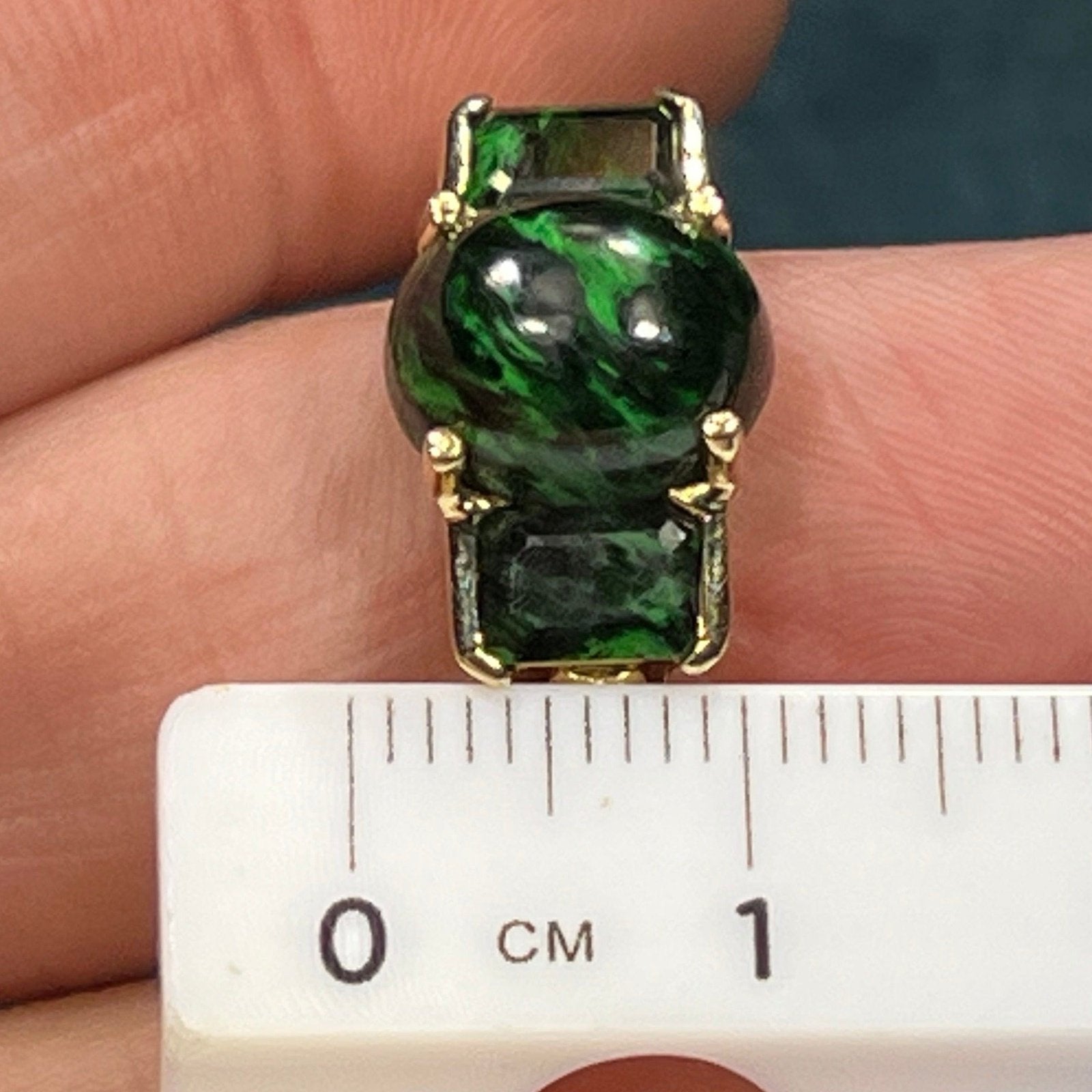 14k Yellow Gold Burmese "Maw Sit Sit" Jade Ring. *Rare*