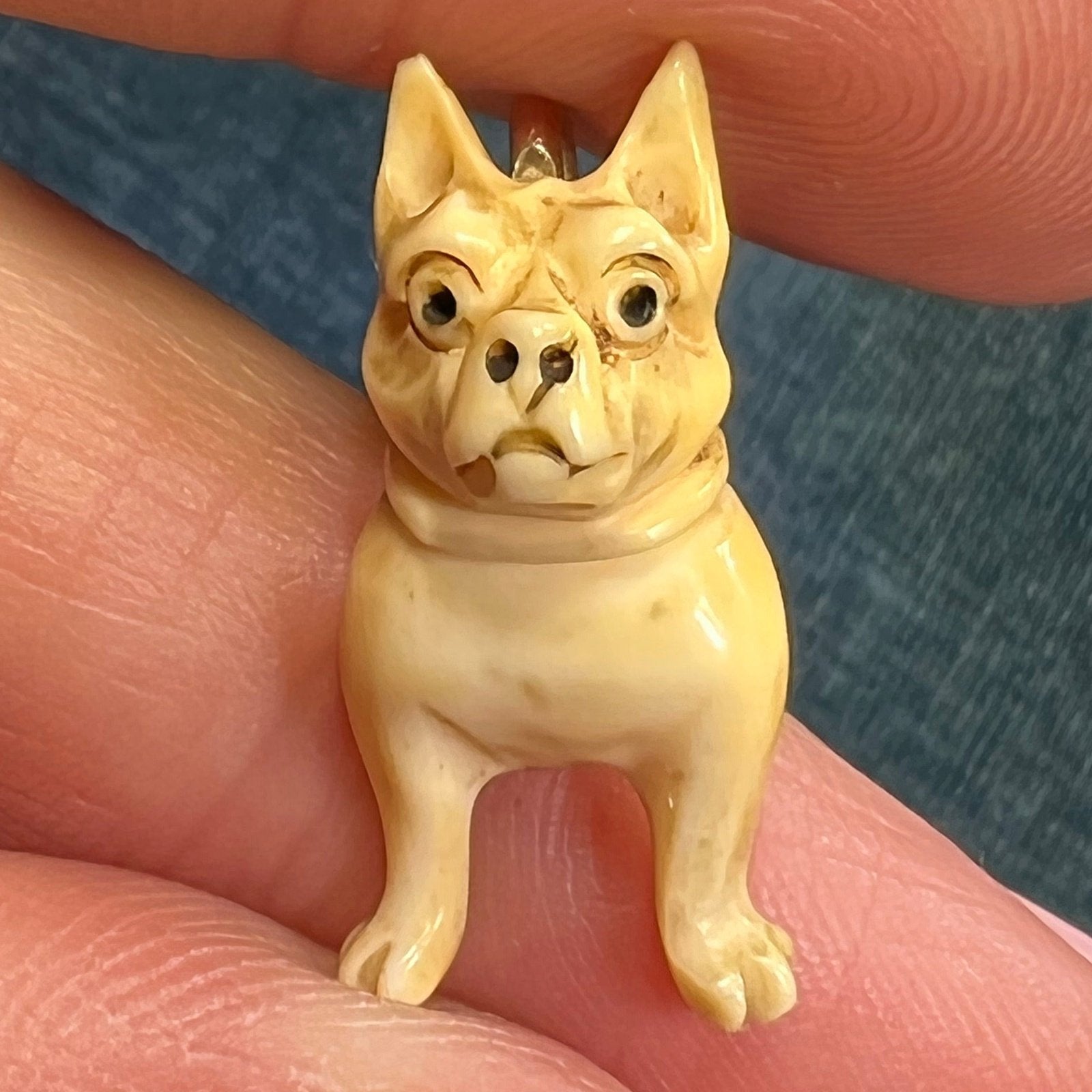 14k Yellow Gold Carved French BULLDOG Pendant. Antique