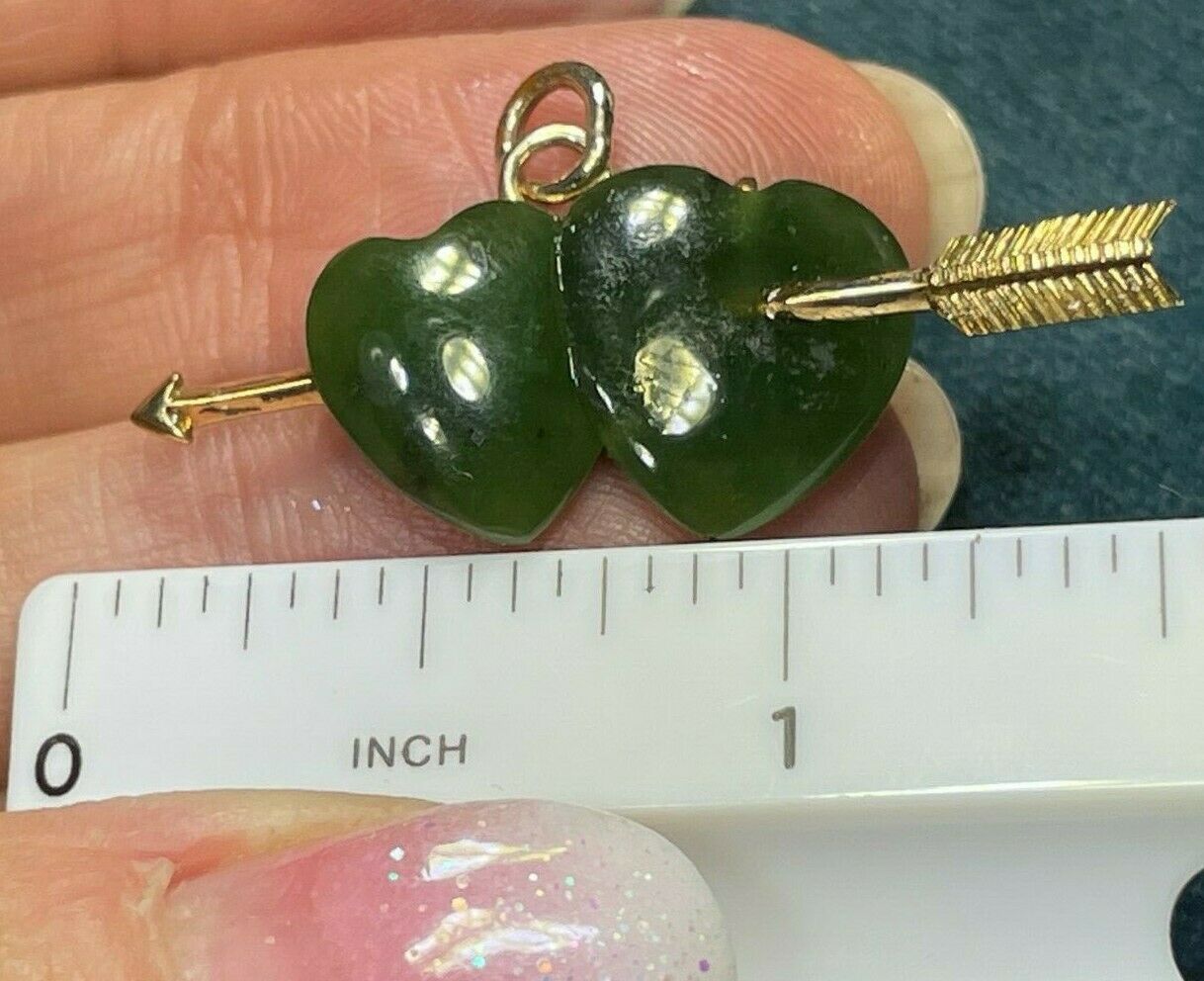 14k Yellow Gold Carved Jade DOUBLE HEARTs & Cupid's Arrow_b110_11_20