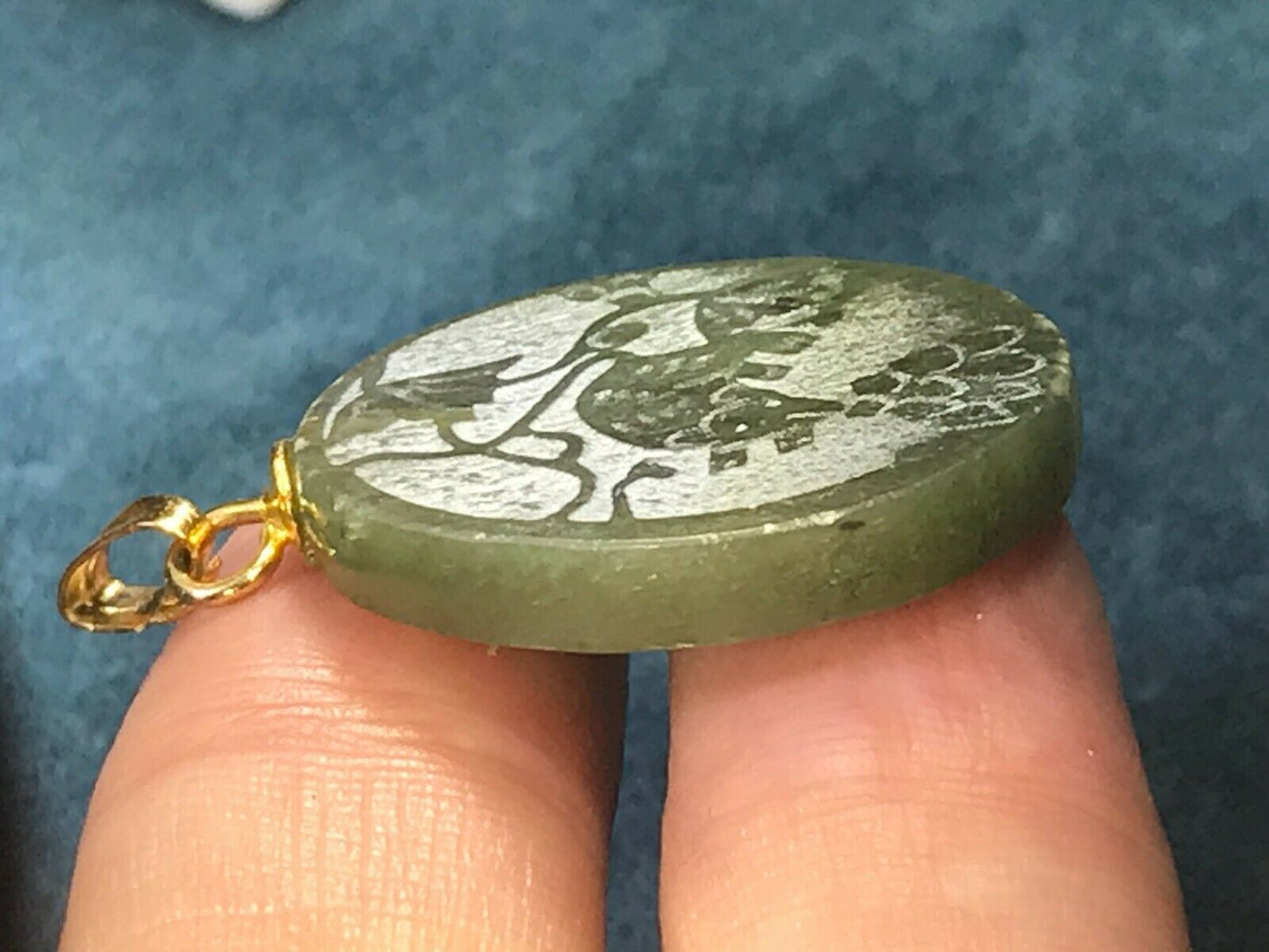 14k Yellow Gold Carved Jade Disk Pendant w a Possum & Fruit