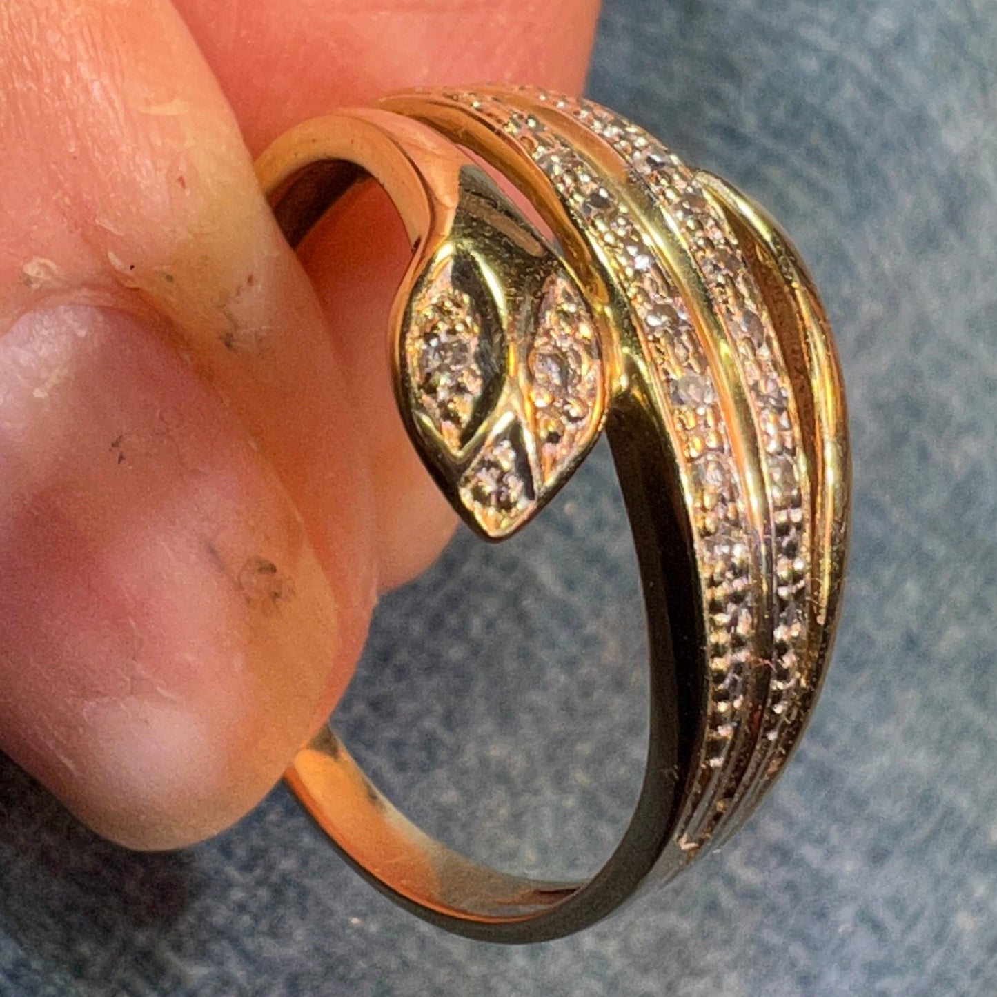 14k Yellow Gold Coiled Snake Ring w Diamond Eyes Nose & Tail
