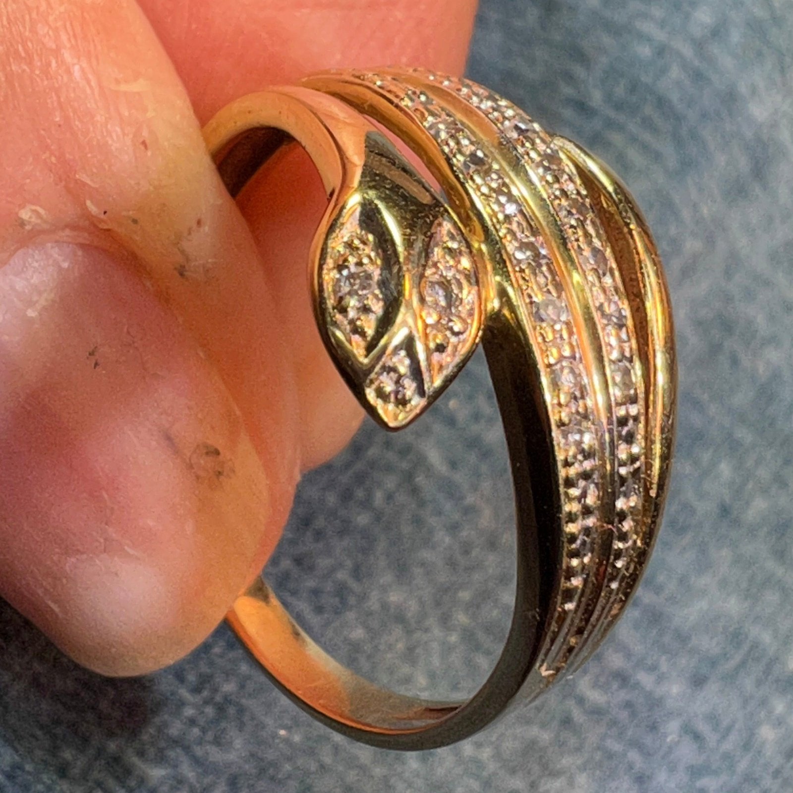 14k Yellow Gold Coiled Snake Ring w Diamond Eyes Nose & Tail