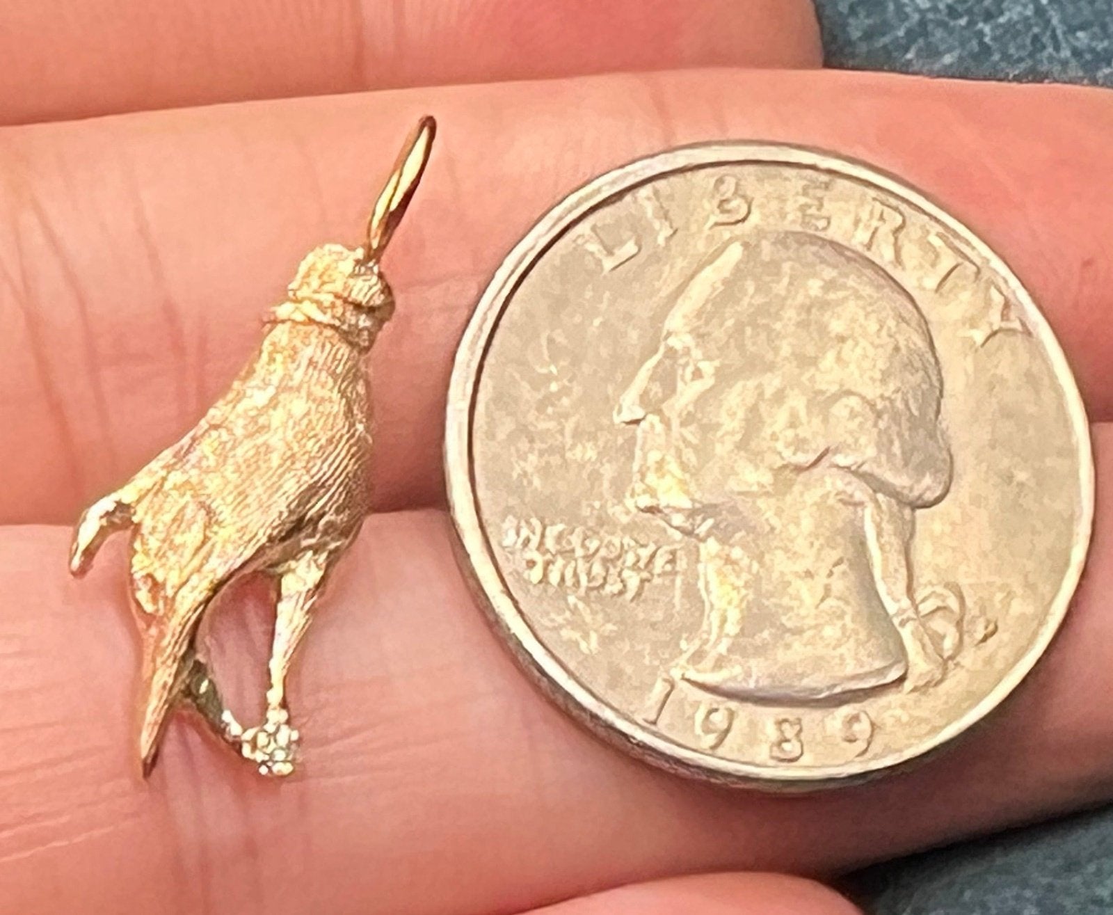 14k Yellow Gold & Diamond Antique HAND Pendant