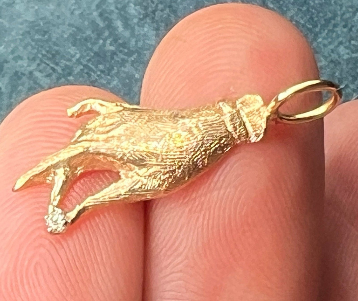 14k Yellow Gold & Diamond Antique HAND Pendant