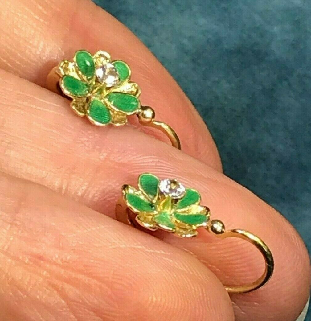 14k Yellow Gold Diamond & Green Enamel Flower Earrings. Leverbacks