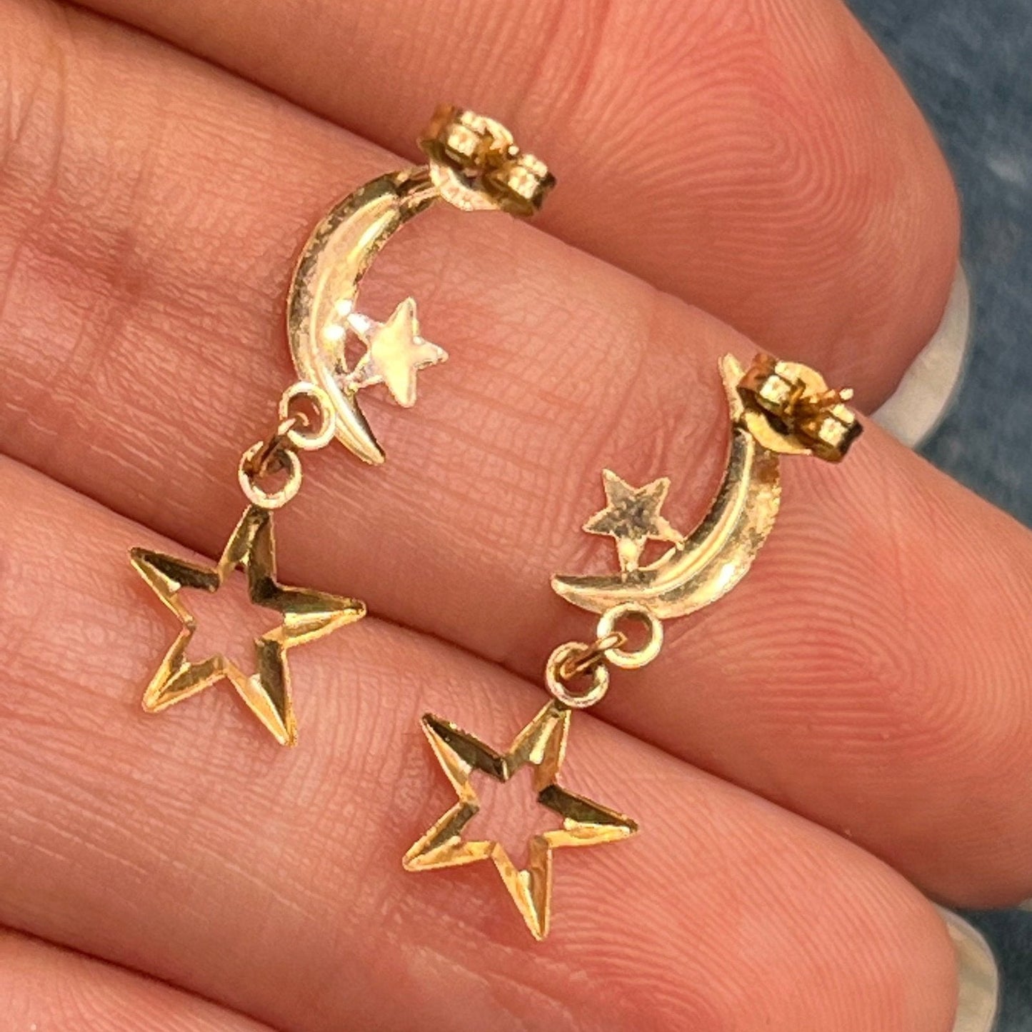 14k Yellow Gold Earrings w Dangly Crescent Moon & Stars.