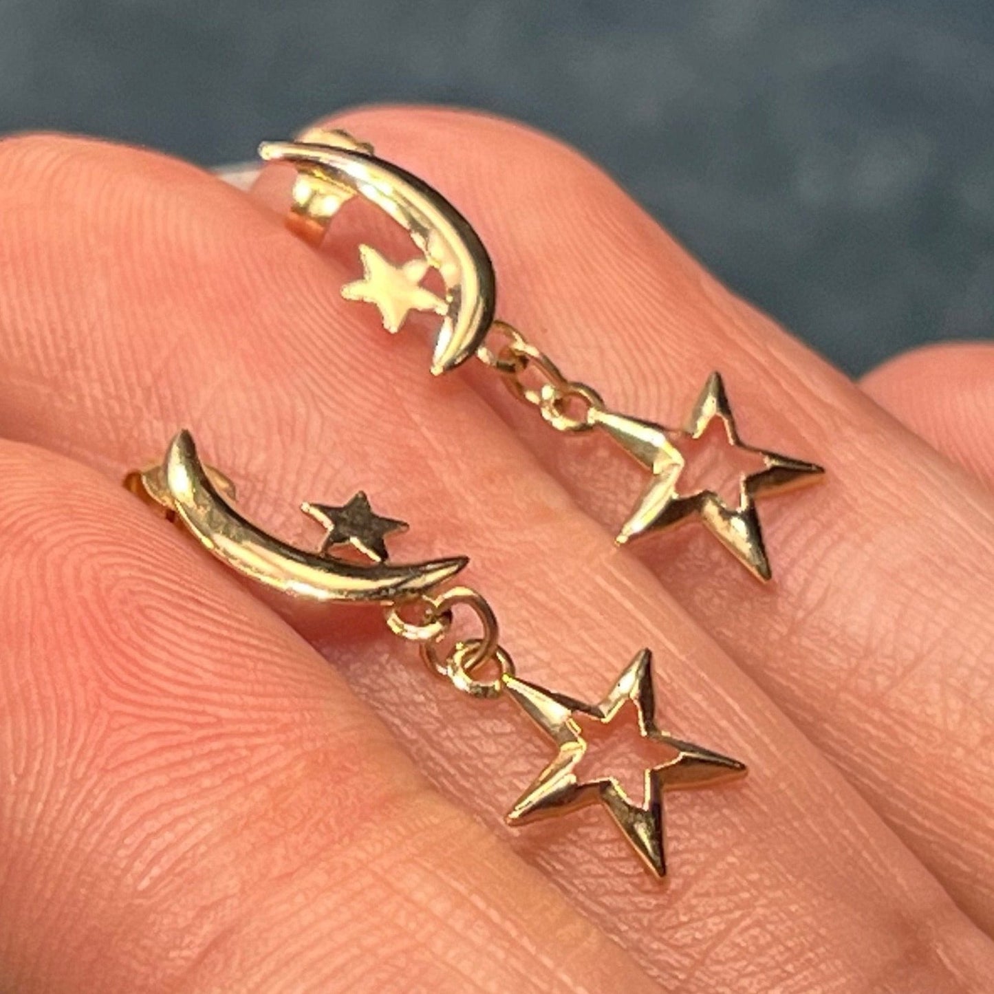 14k Yellow Gold Earrings w Dangly Crescent Moon & Stars.