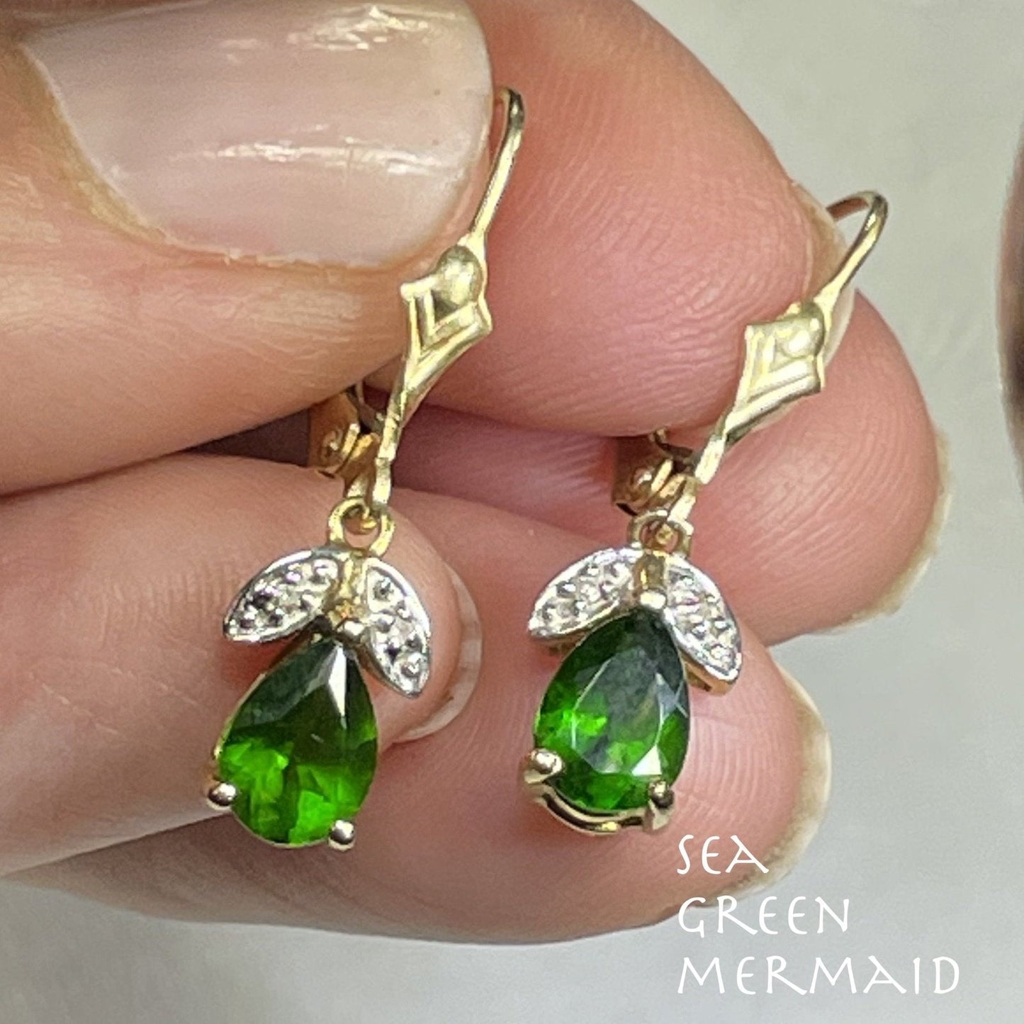 14k Yellow Gold Emerald Teardrop & Diamond Leverback Earrings