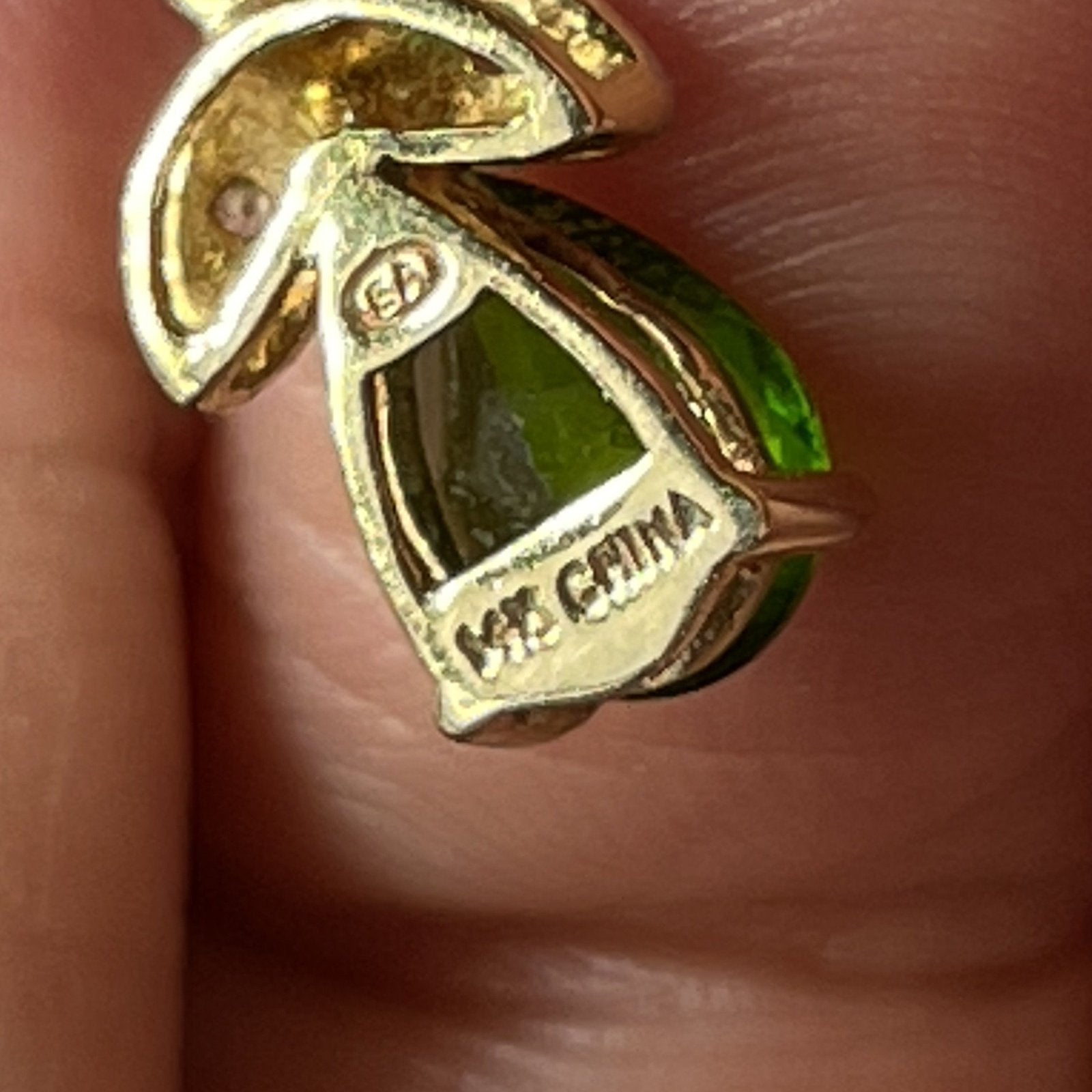 14k Yellow Gold Emerald Teardrop & Diamond Leverback Earrings