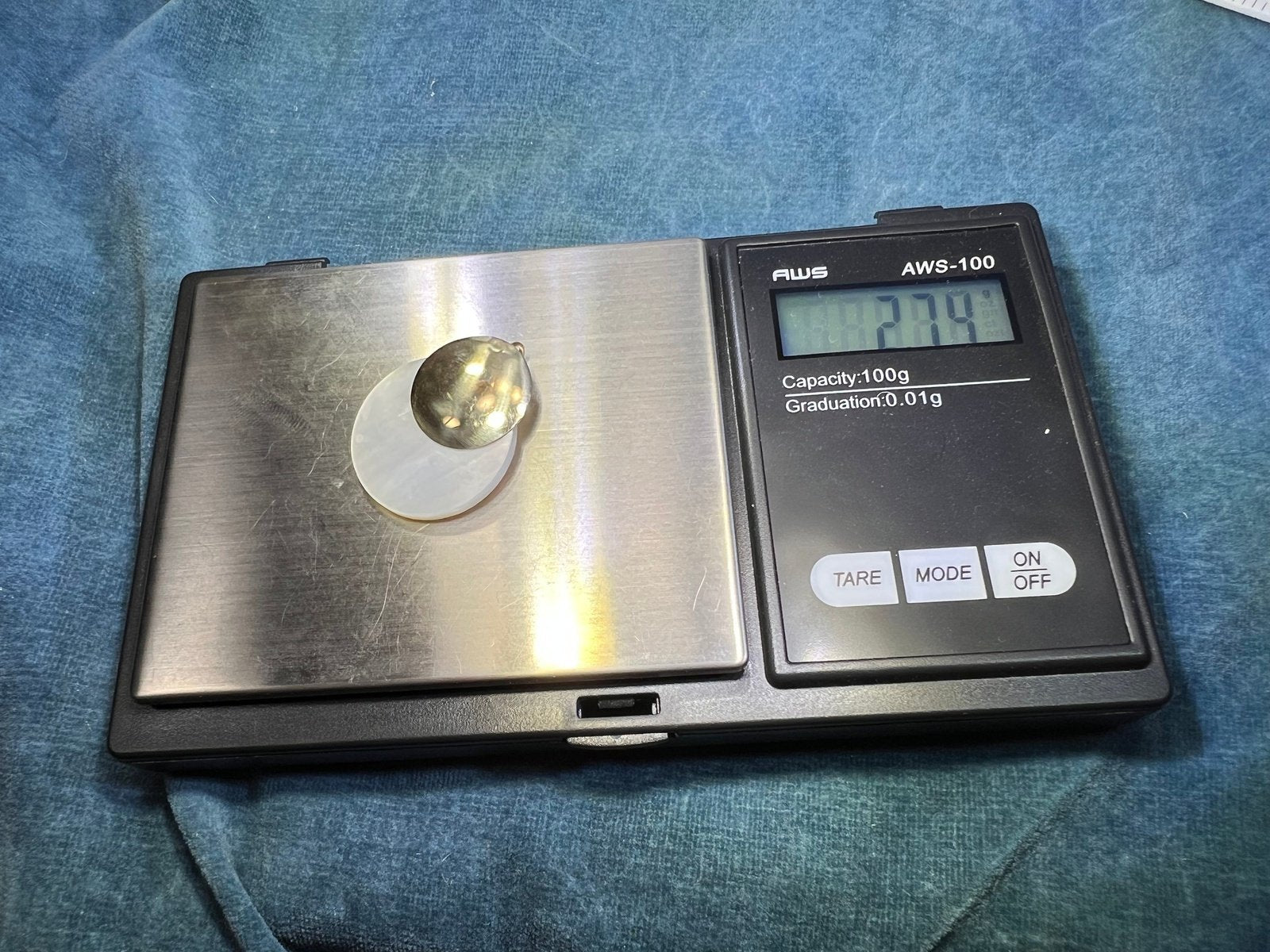 14k Yellow Gold Full MOON Lunar Eclipse Mother of Pearl Pendant - B