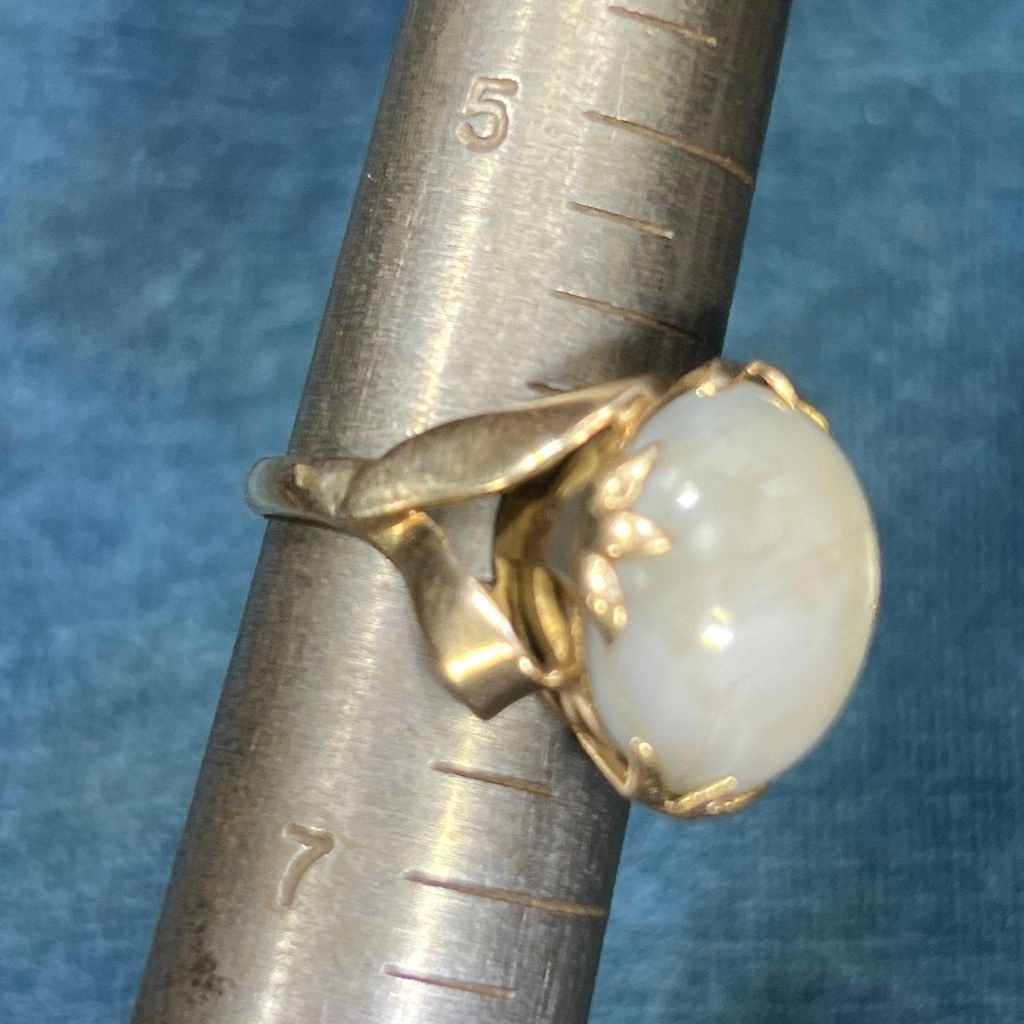 14k Yellow Gold Gray Star Sapphire Ring. Lotus Blossom Prongs *VIDEO*