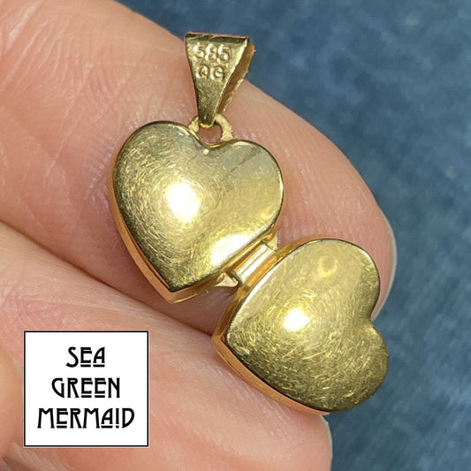 14k Yellow Gold Heart Locket Pendant. ***TINY***
