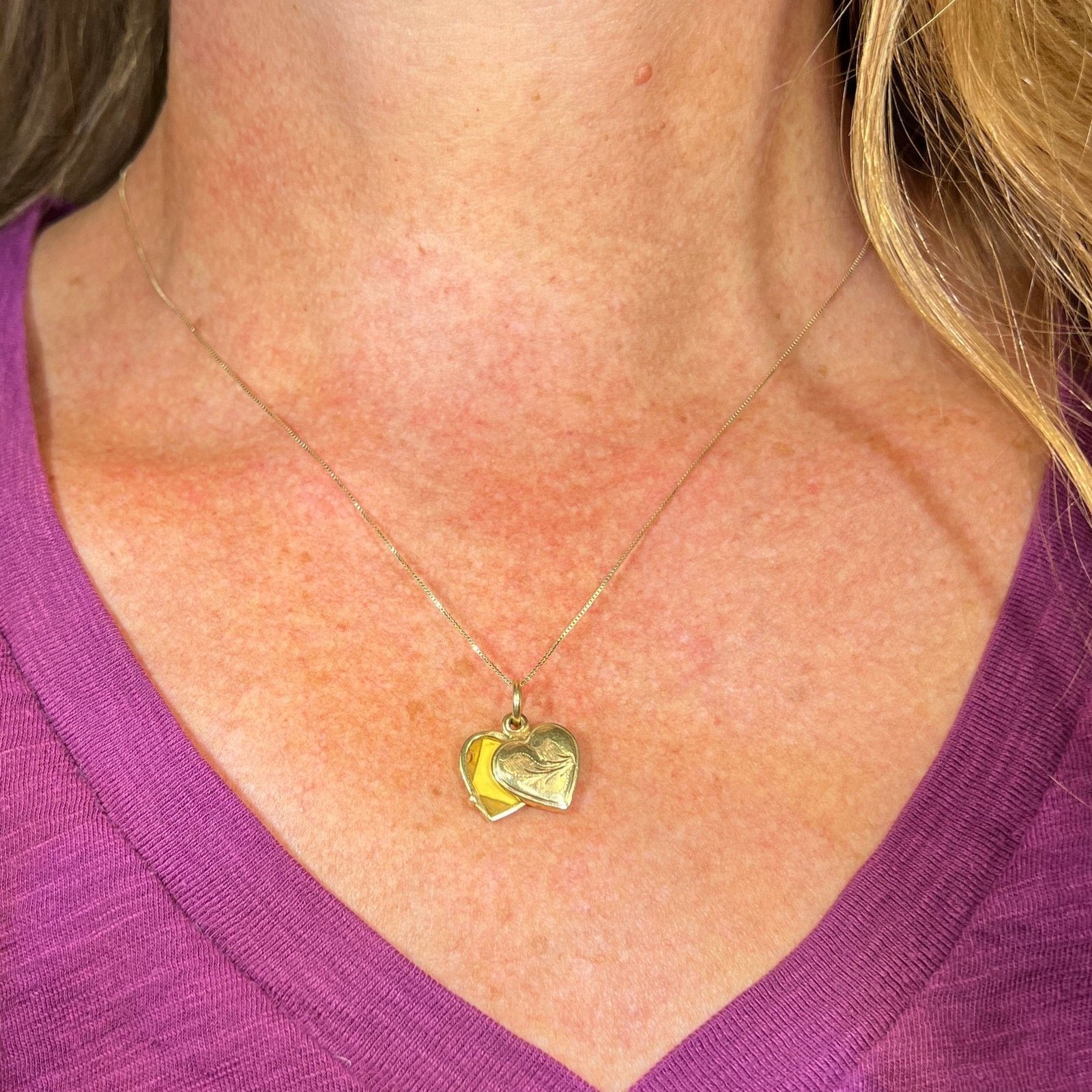 14k Yellow Gold Heart Sliding Locket Pendant. Reversible Sea