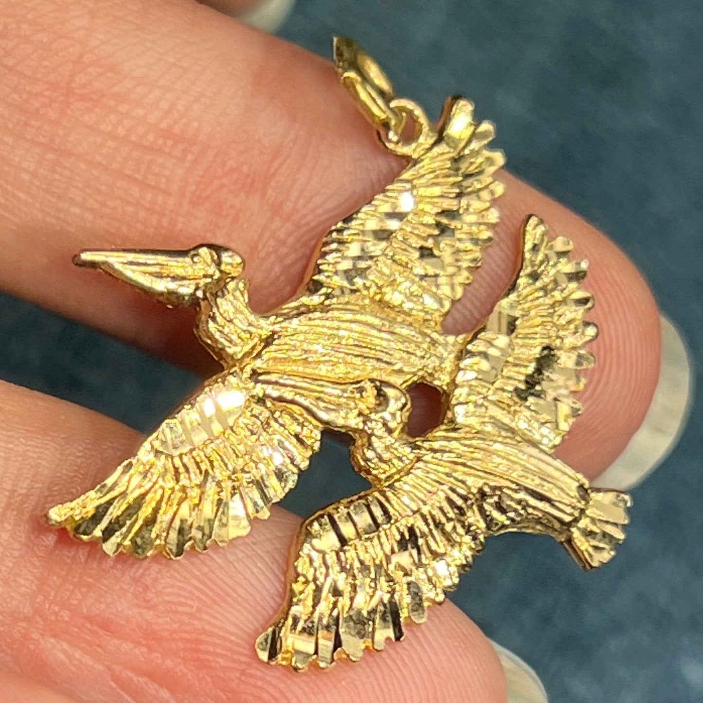 14k Yellow Gold Pair of Pelicans in Flight Pendant. Cooperation! 1.25"