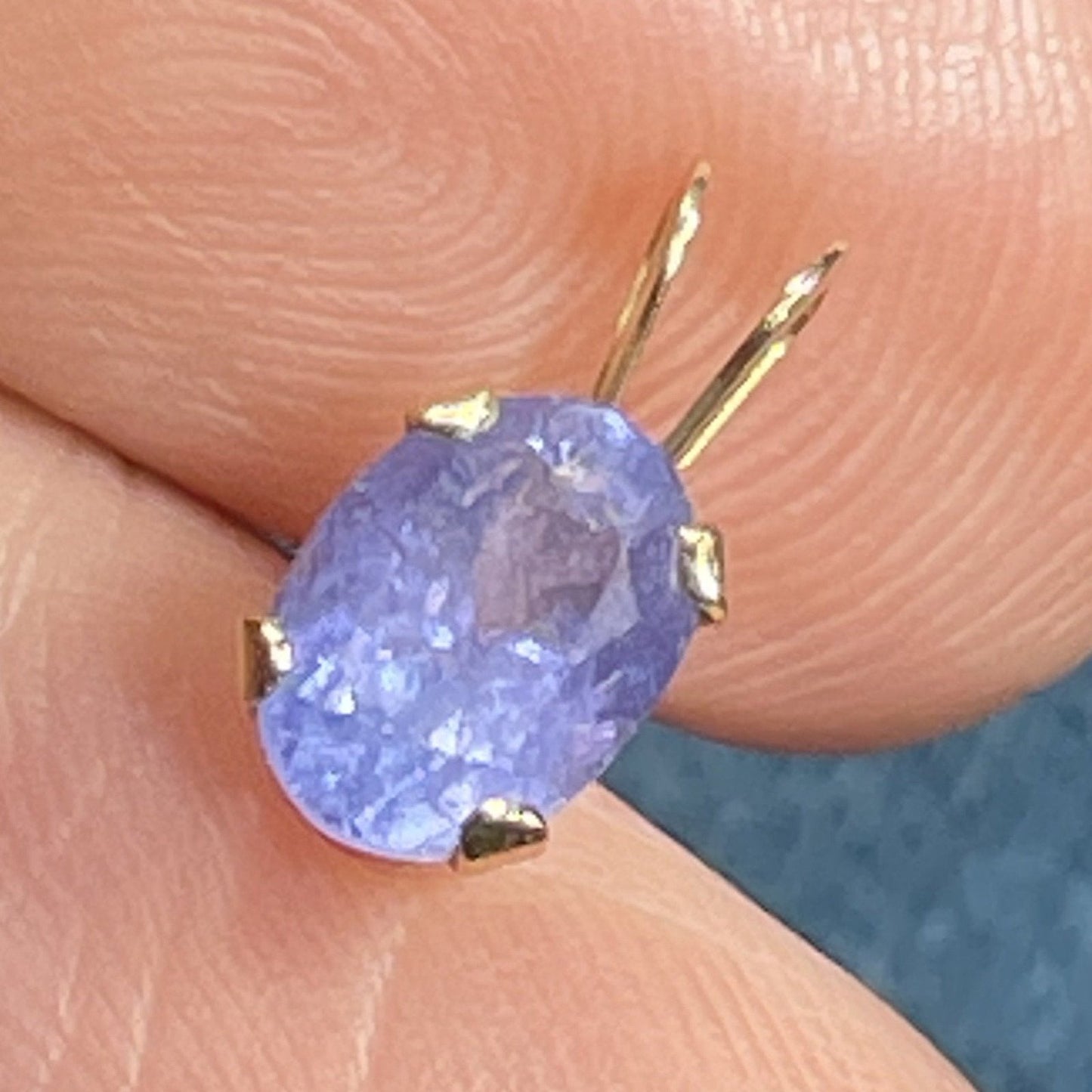 14k Yellow Gold Periwinkle Tanzanite Pendant. Small Oval