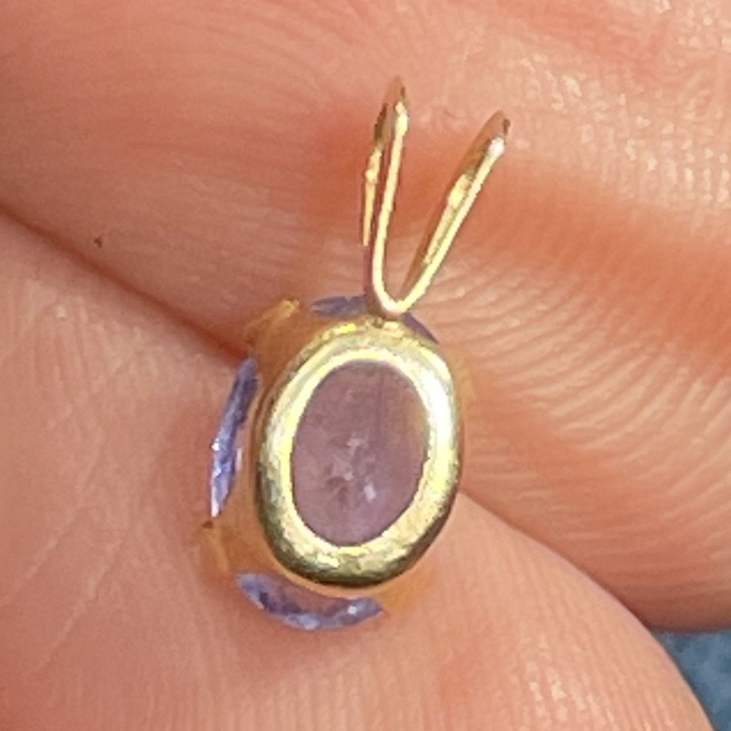 14k Yellow Gold Periwinkle Tanzanite Pendant. Small Oval