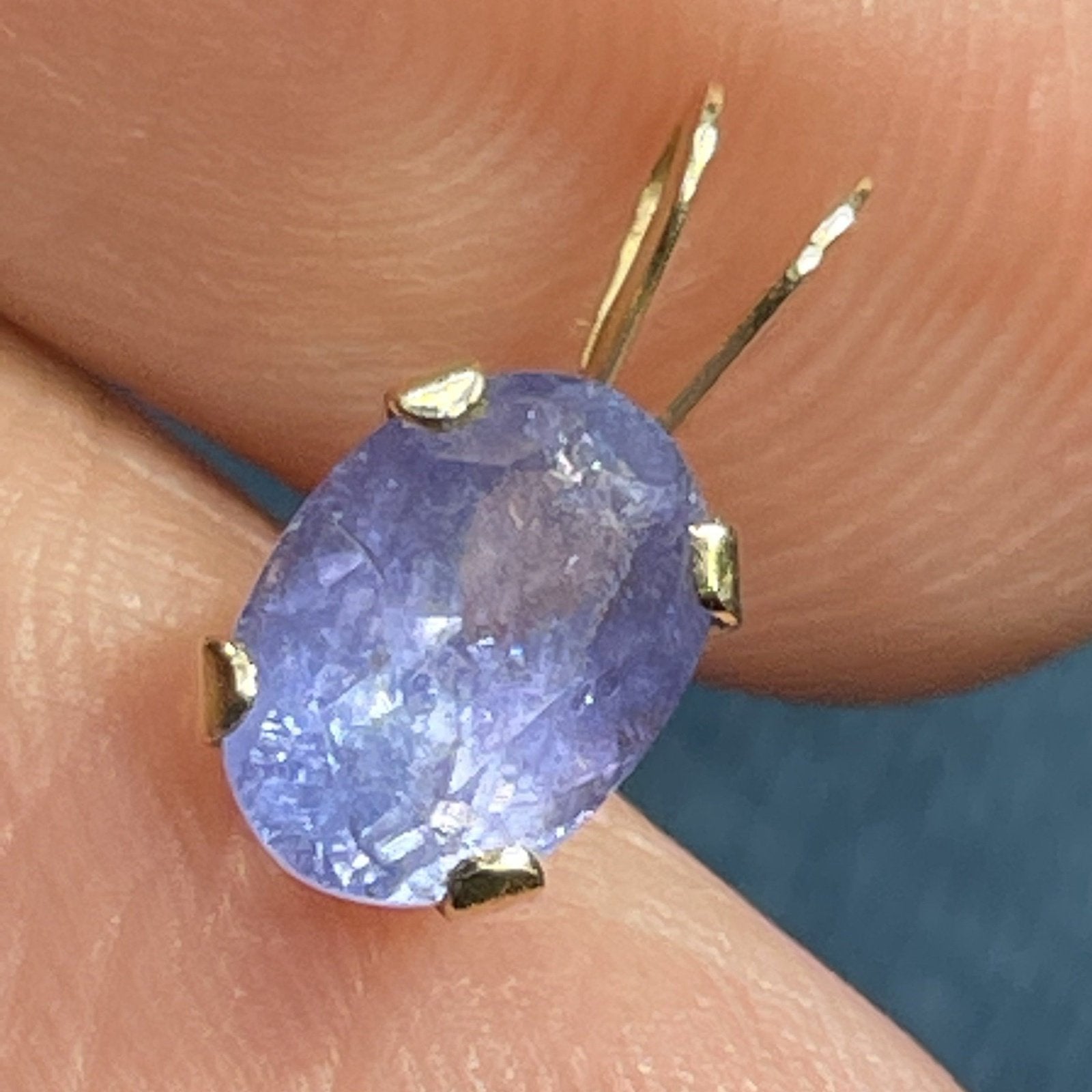 14k Yellow Gold Periwinkle Tanzanite Pendant. Small Oval