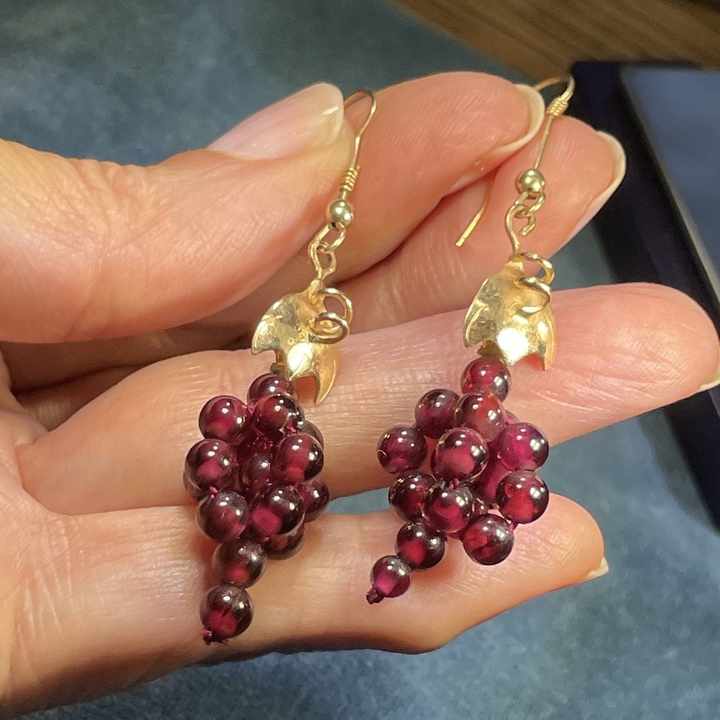 14k Yellow Gold Red Garnet "Bunch of Grapes" Dangle Earrings. 2"