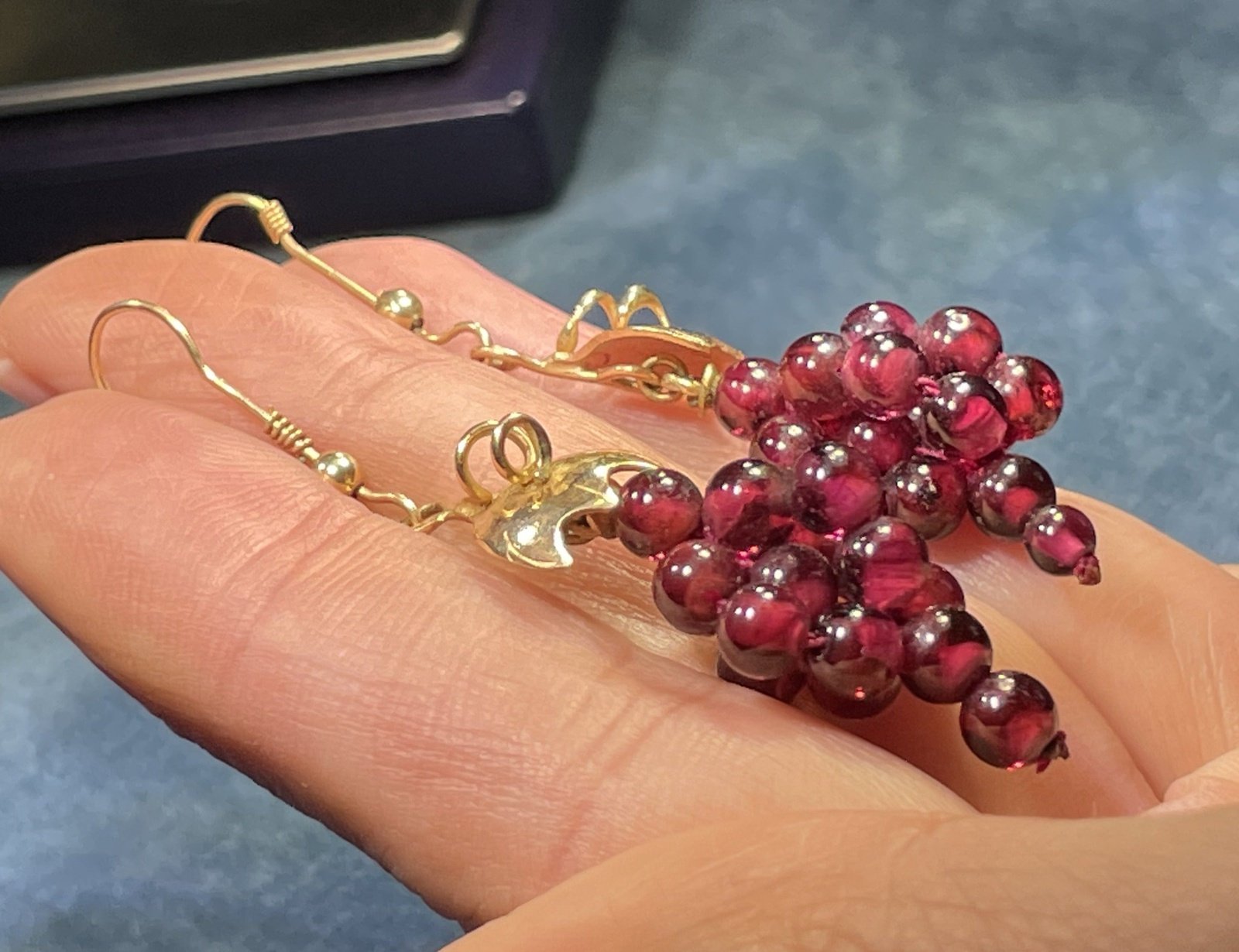 14k Yellow Gold Red Garnet "Bunch of Grapes" Dangle Earrings. 2"