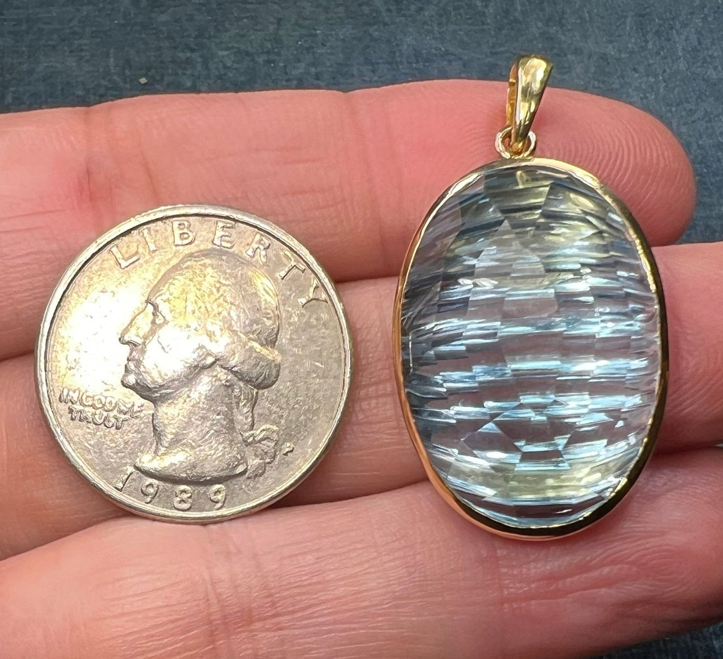 14k Yellow Gold 20 Ct Blue Topaz Fantasy Cut Pendant. 12g + 1.4"