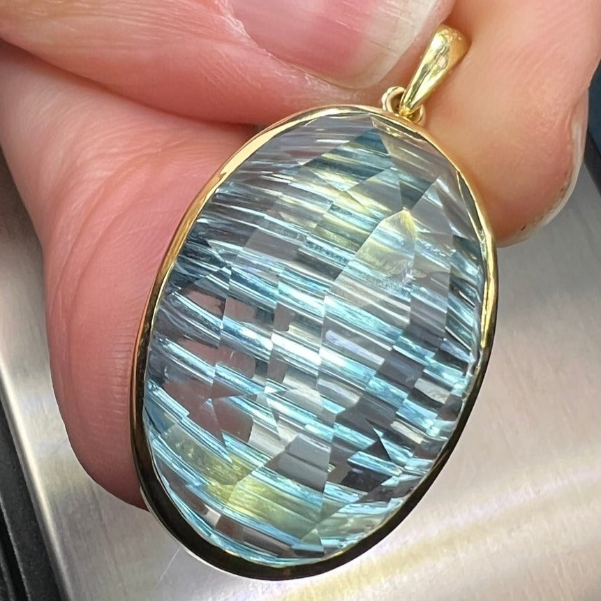 14k Yellow Gold 20 Ct Blue Topaz Fantasy Cut Pendant. 12g + 1.4"