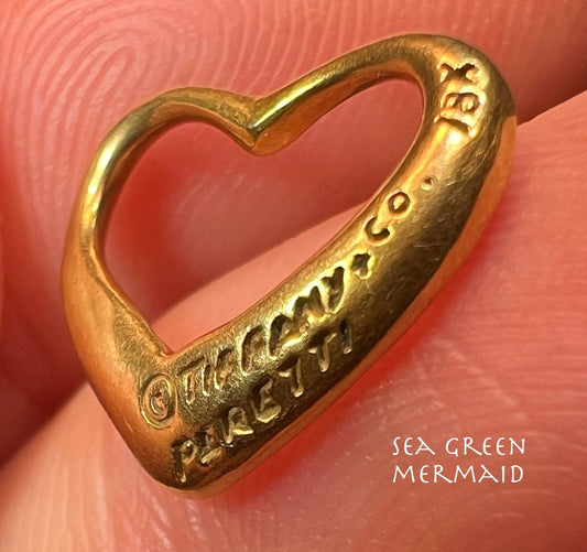 18k Yellow Gold Classic Designer Open Heart Pendant. Small