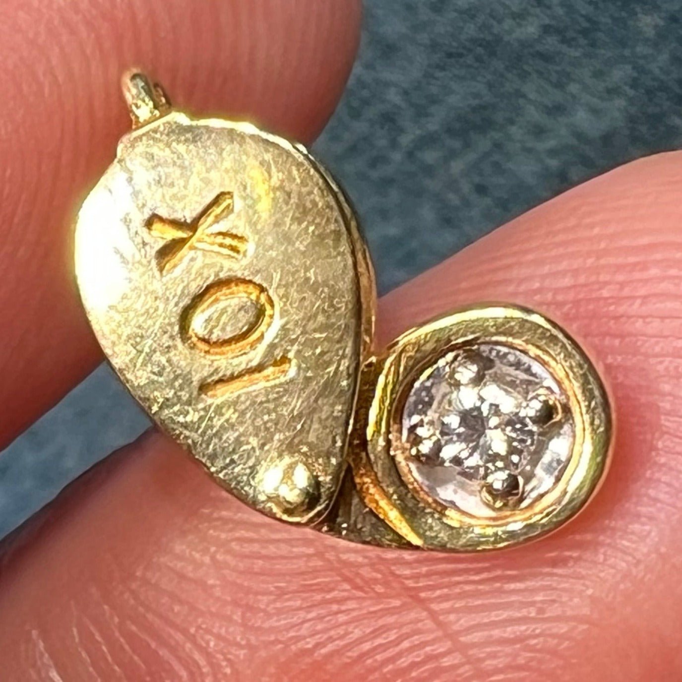 18k Yellow Gold Diamond JEWELERS LOUPE Pendant Charm. TINY!