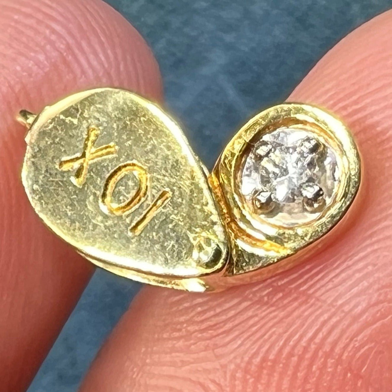 18k Yellow Gold Diamond JEWELERS LOUPE Pendant Charm. TINY!