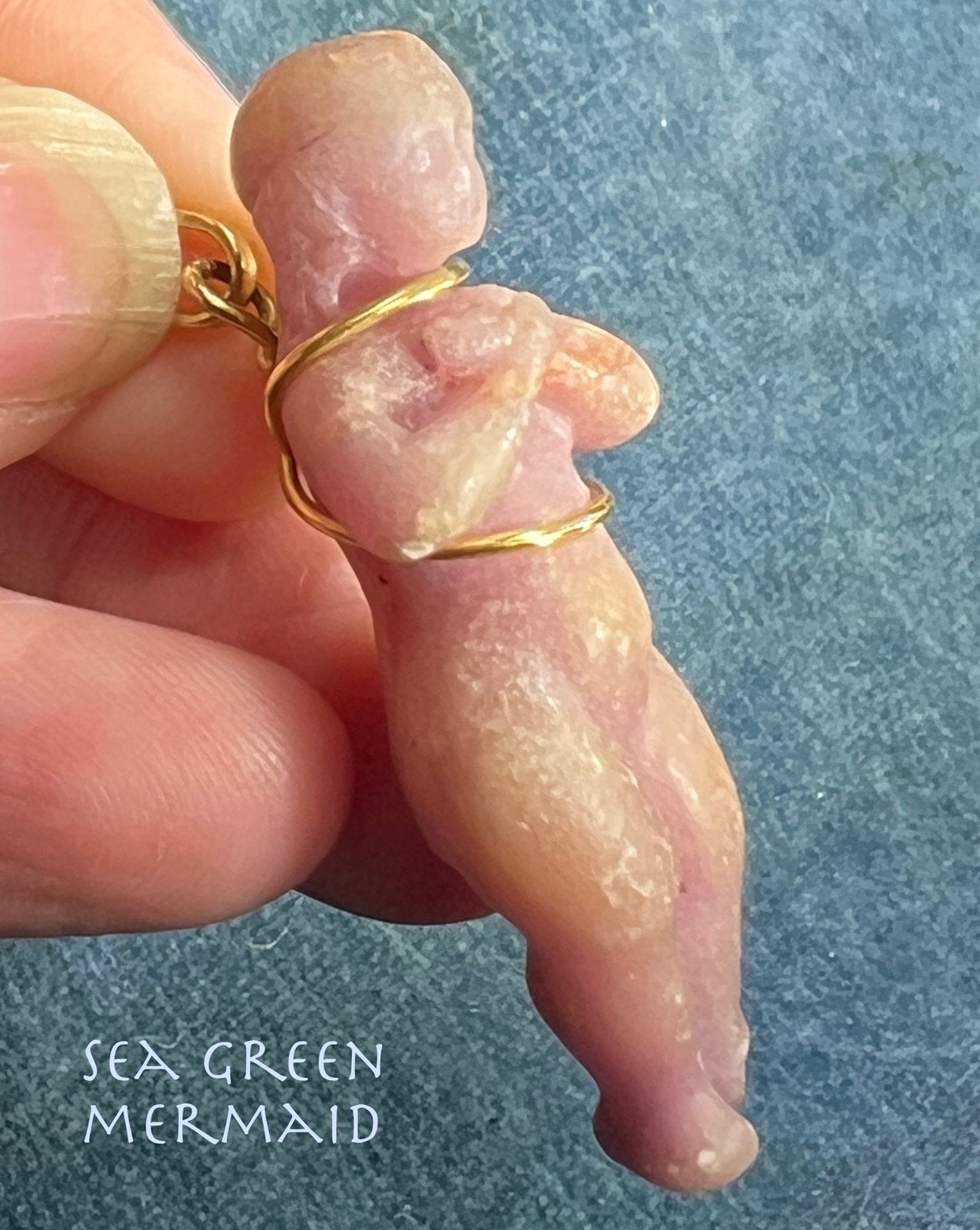 18k Gold Carved Nude Fertility Goddess Sculptural Pendant. 1.8"
